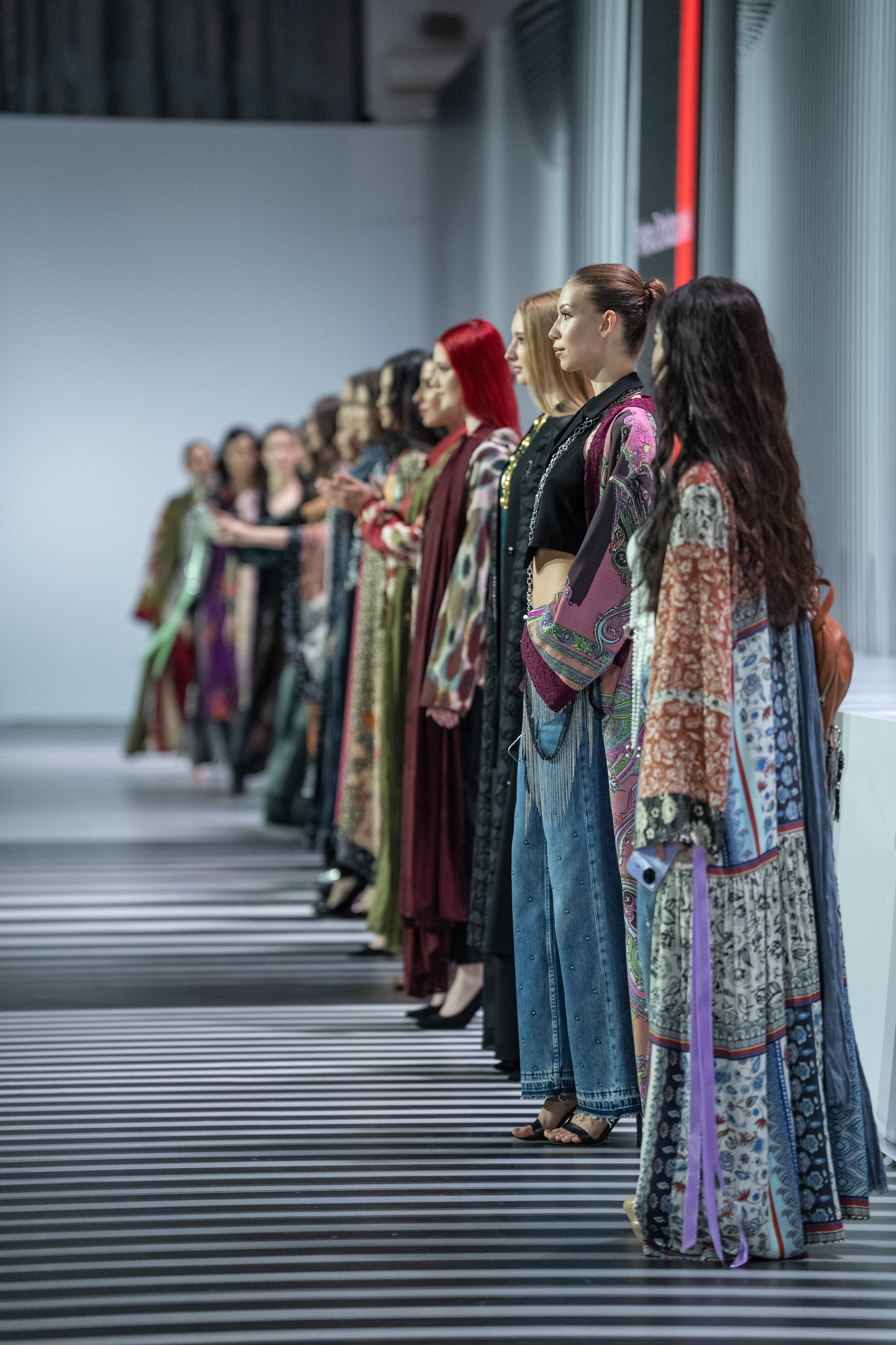 Brad YEARLAN ZHOLDASBEK. Сайт Алматинского НЮ АРТ, будуар и фэшн фотографа Дениса Карпенко