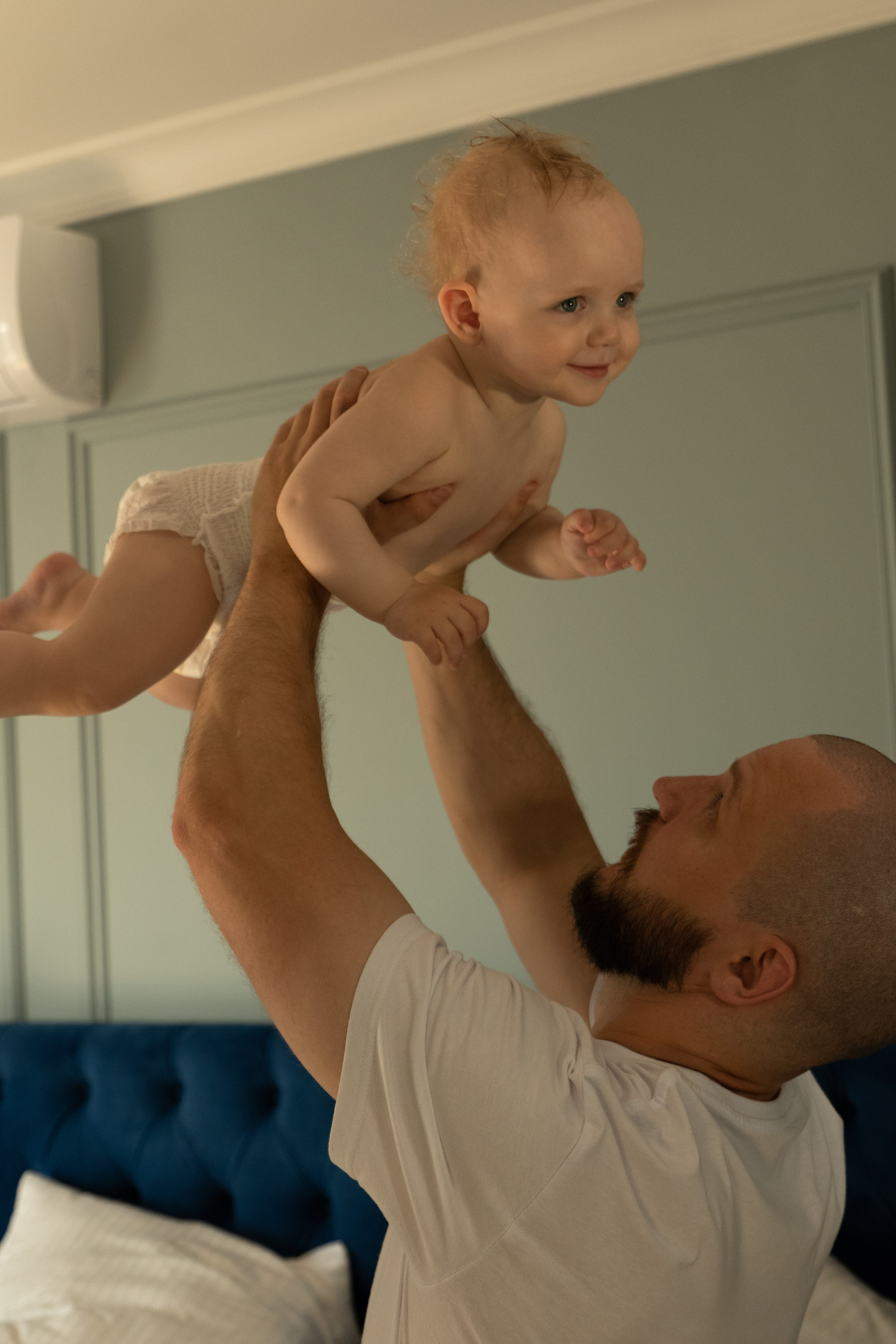 Алисе 1 год. Фотограф видеограф Ольга Василевская