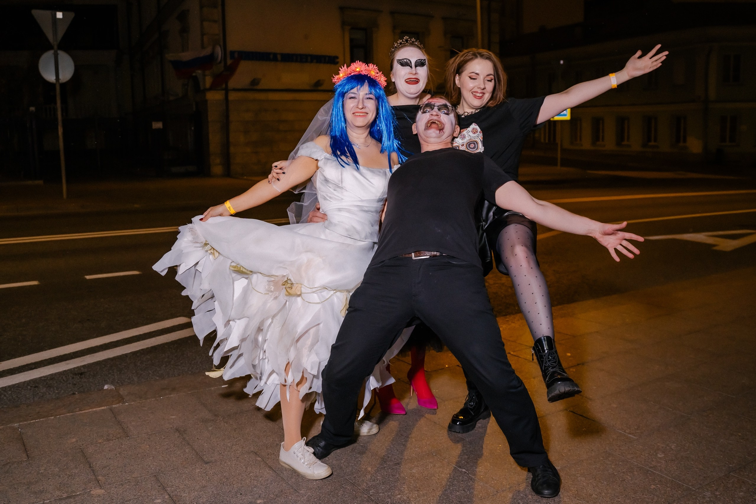 Зловещие попотрясы. Клубная вечеринка | 02.11.24. Галерея Фантим