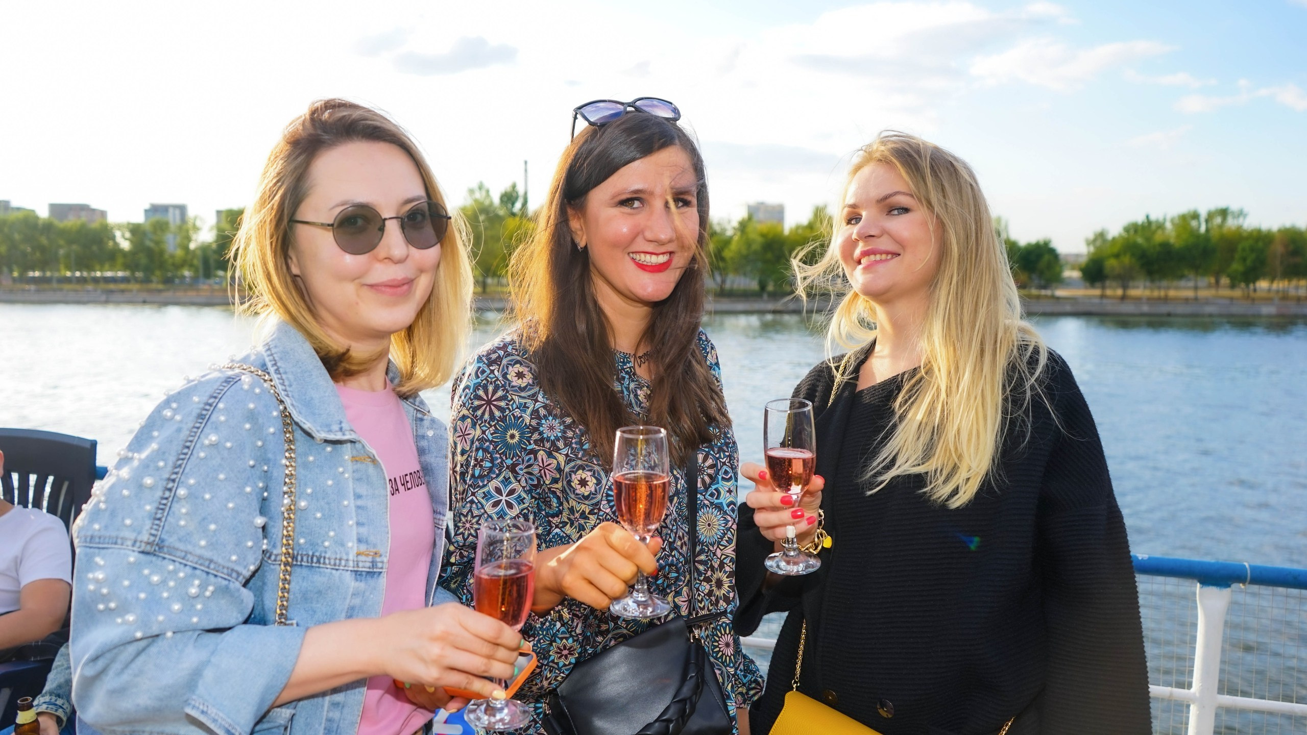 Танцы на воде | 24.07.21. Галерея Фантим