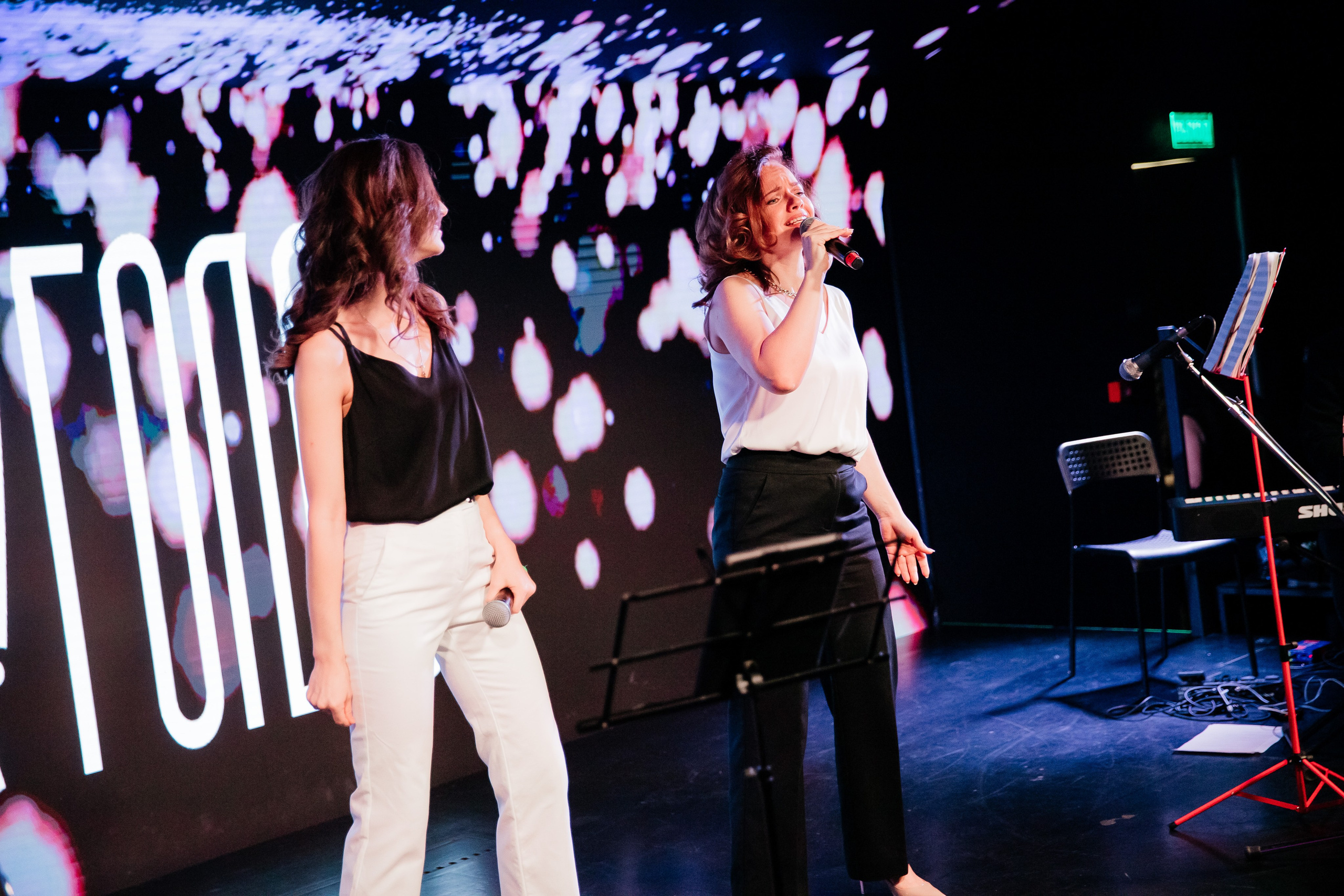 PRОГОЛОС ЕЛЬЦИН ЦЕНТР. Репортажный и портретный фотограф в Екатеринбурге Гизатуллин Марат