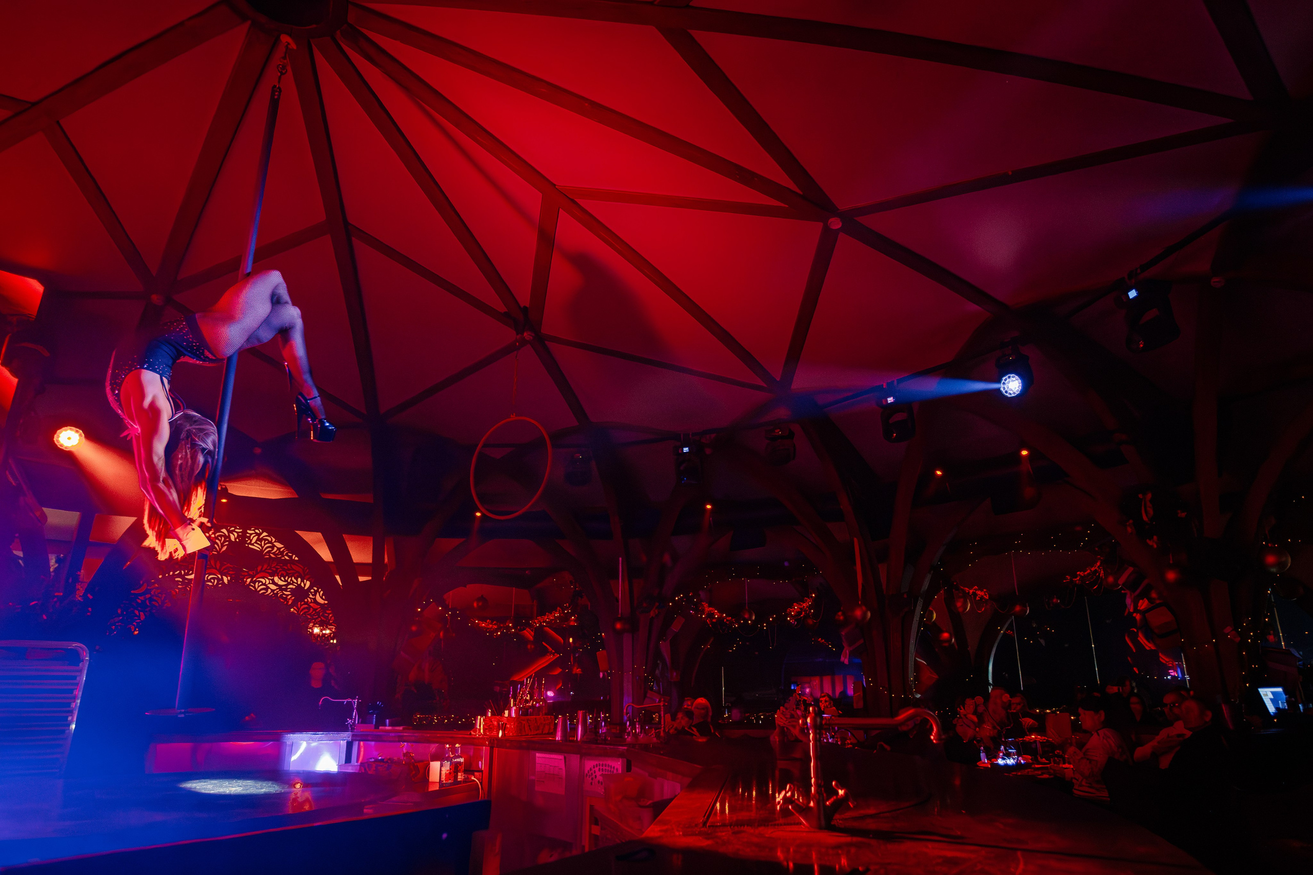 Городской корпоратив в PTIZZA_Ялта_29.12.2025. Аминов Руслан | Фотограф