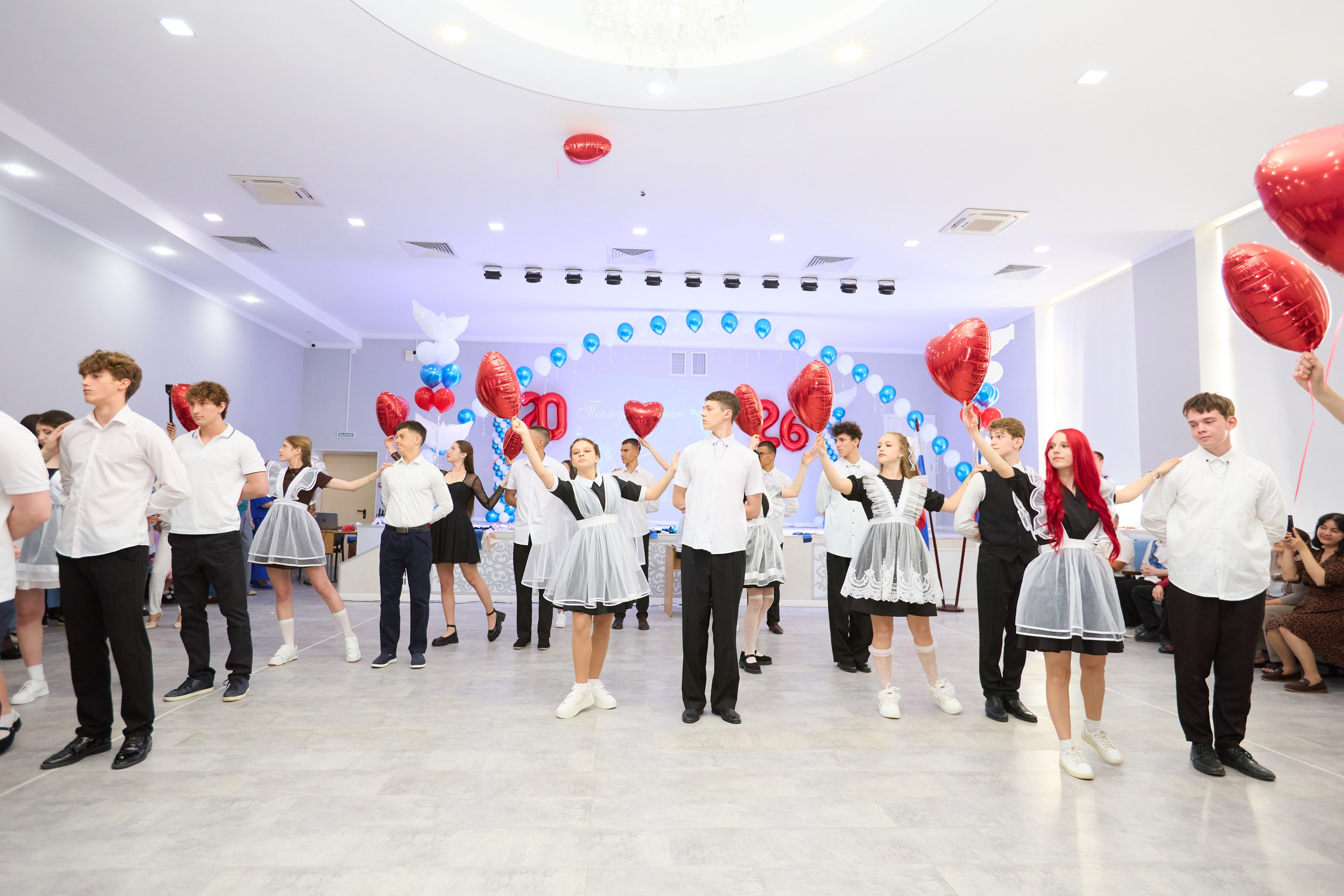 Последний звонок 6 шк 11А Саки. Фотограф в Крыму Светлана Викулова
