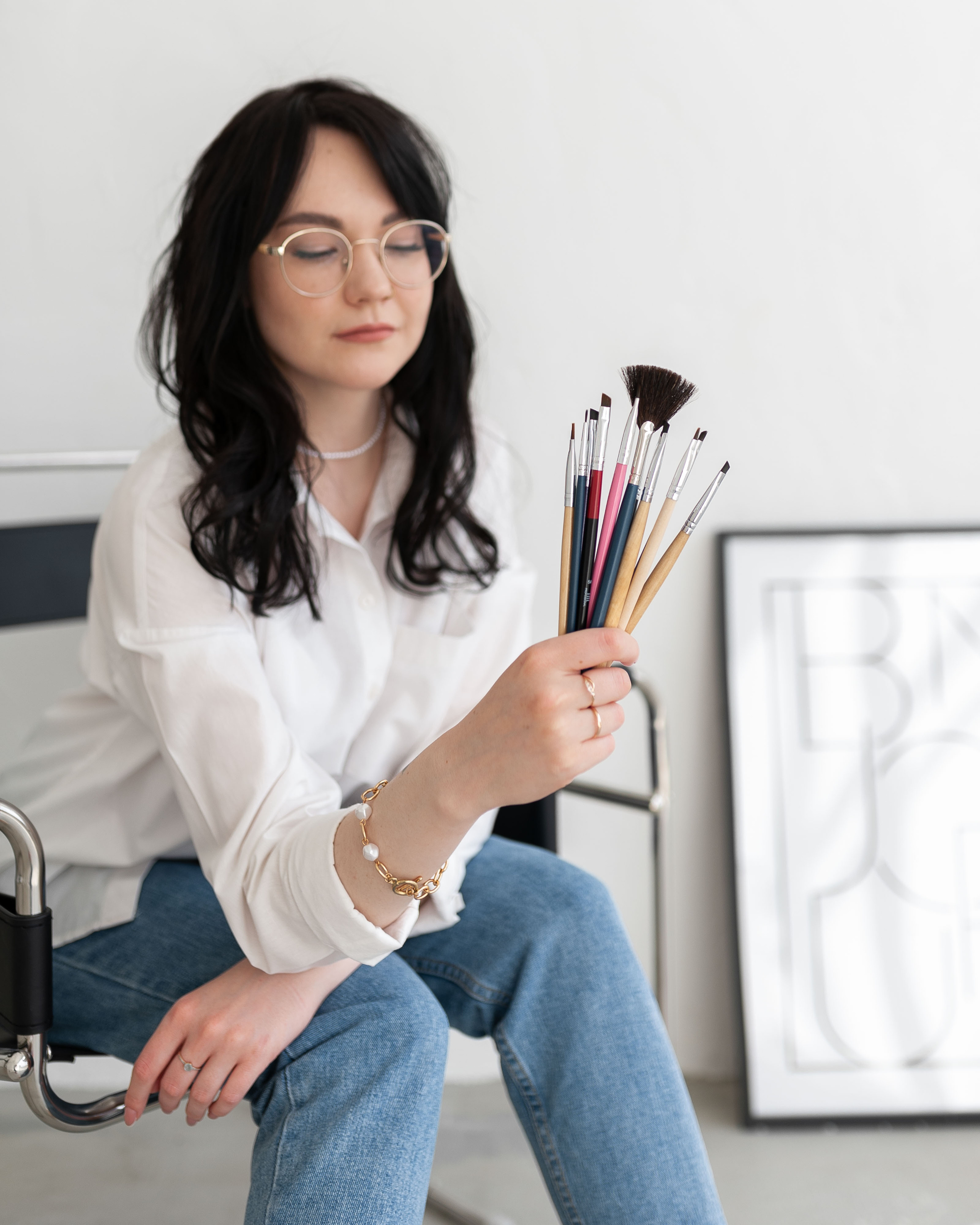 Бровист. Главная