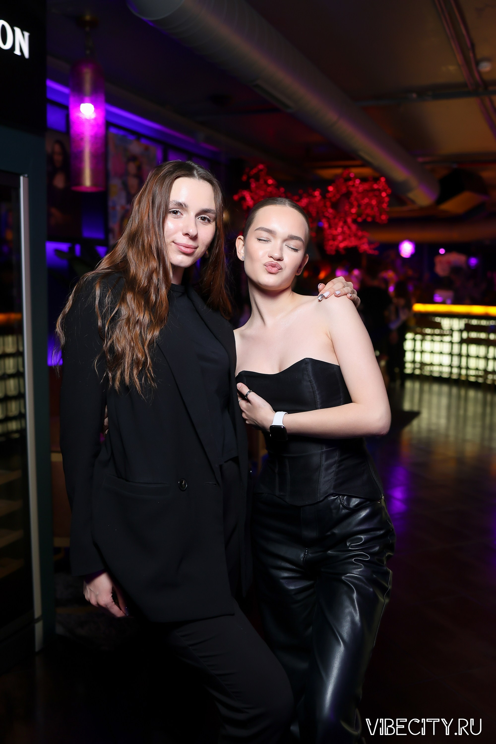 DOUBLE U. VIBECITY.RU Вайб Сити Ру Фоторепортажи Фотоотчеты Калининград