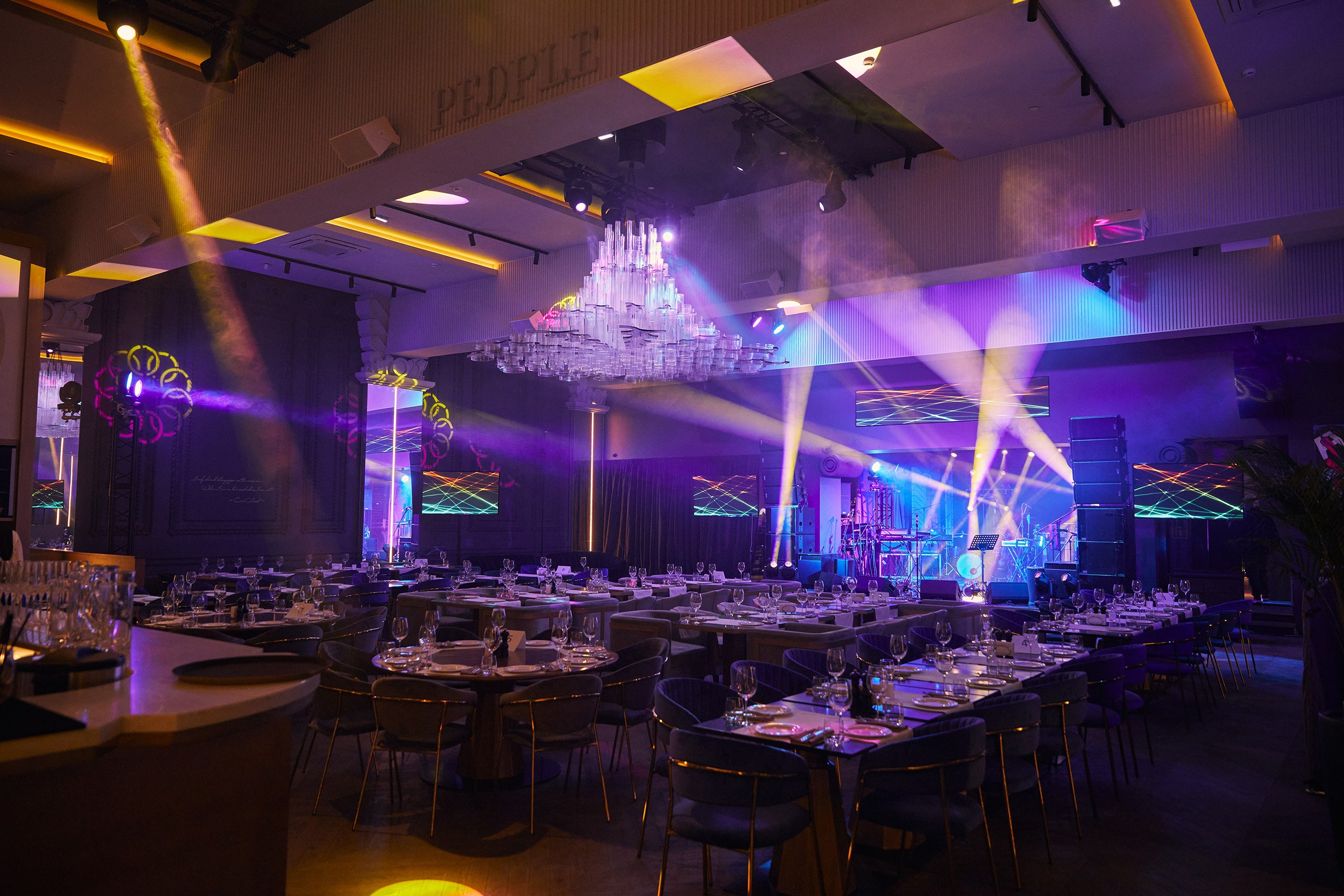 Interior. Другой взгляд на фотографию