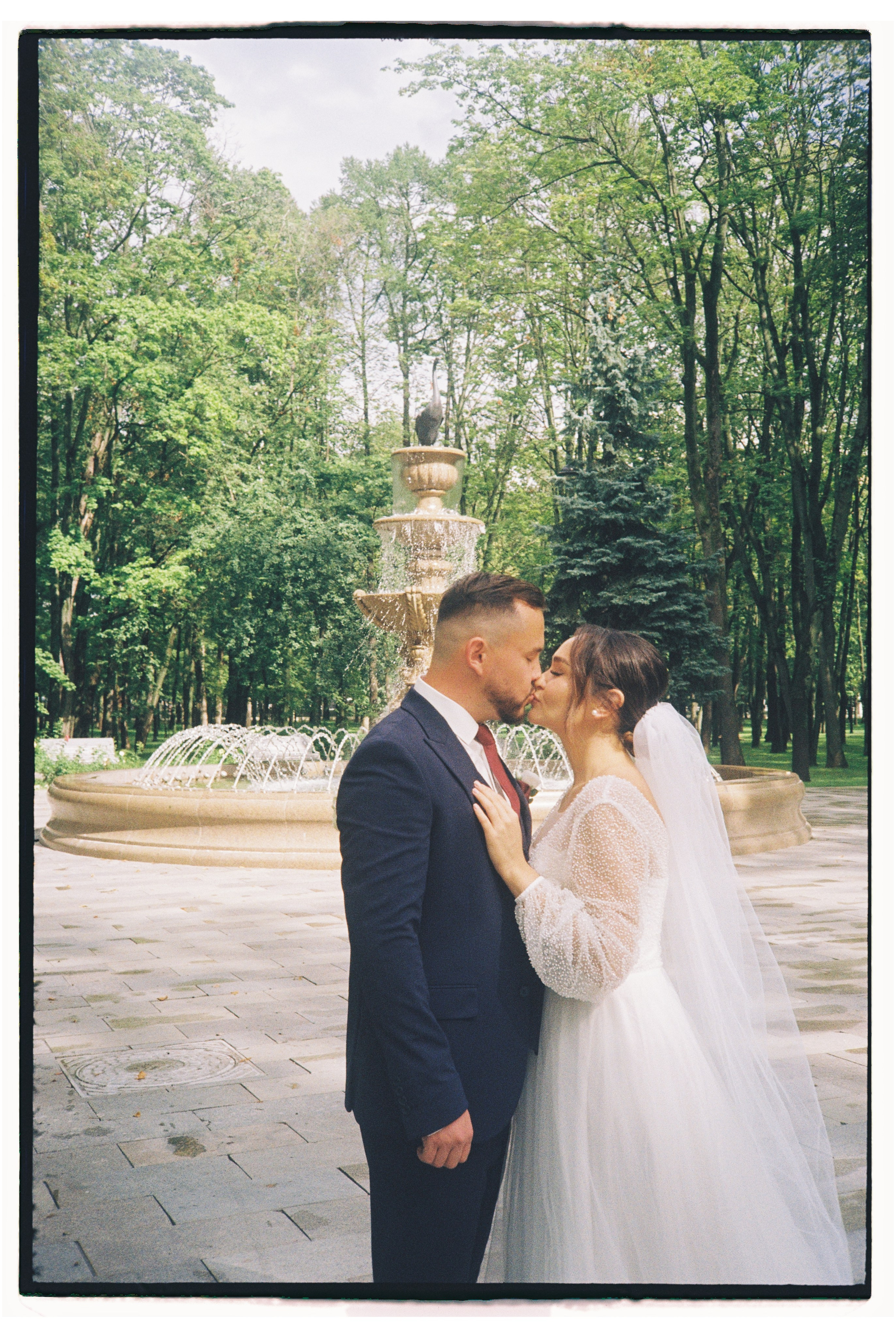 Рустам & Земфира. Пленка. Сестры Карабаза. Фотографы и ретушеры в Москве и Санкт-Петербурге