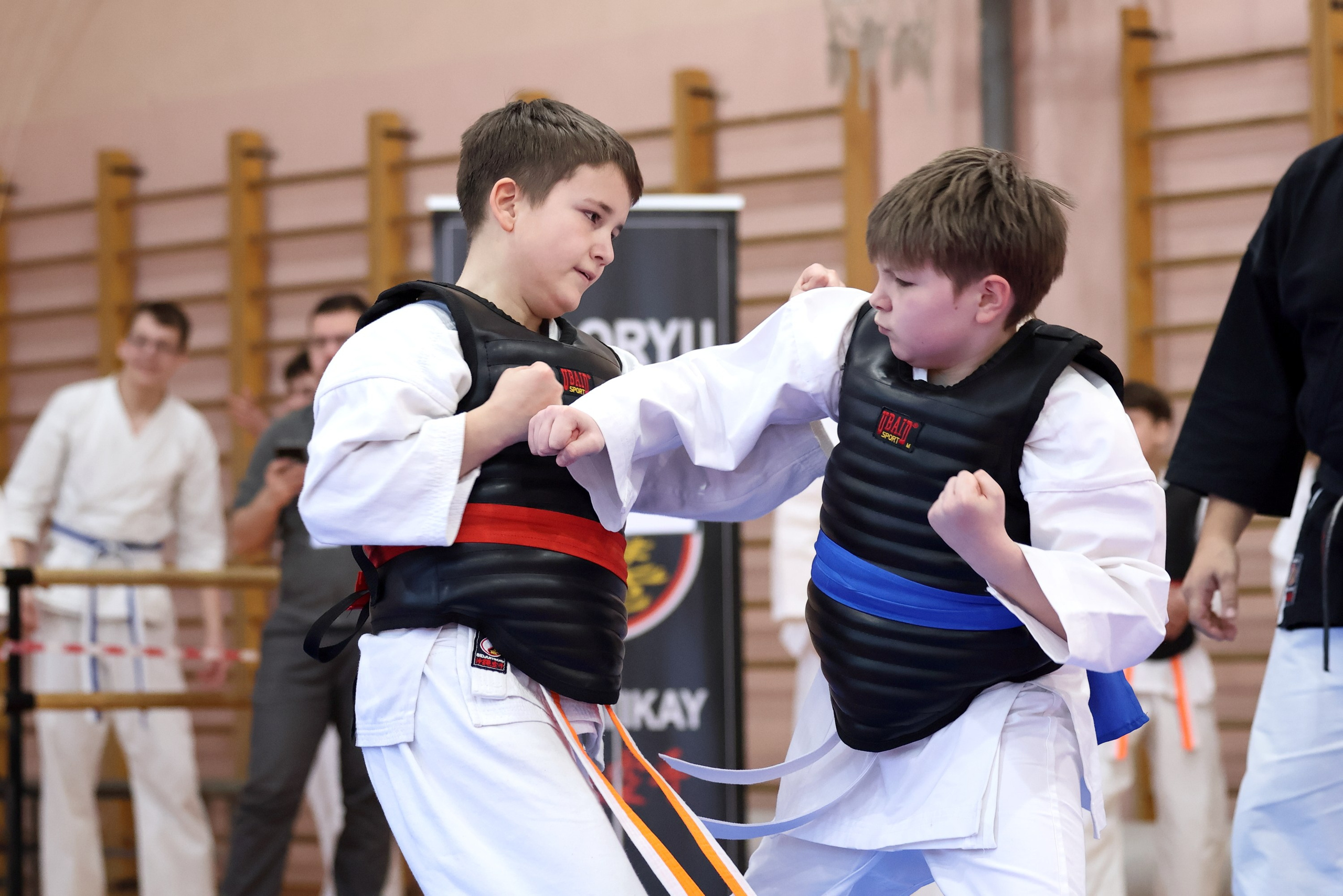 Соревнования по КУМИТЭ: Бои в жилетах. Спортивный и репортажный фотограф Ермакова Светлана