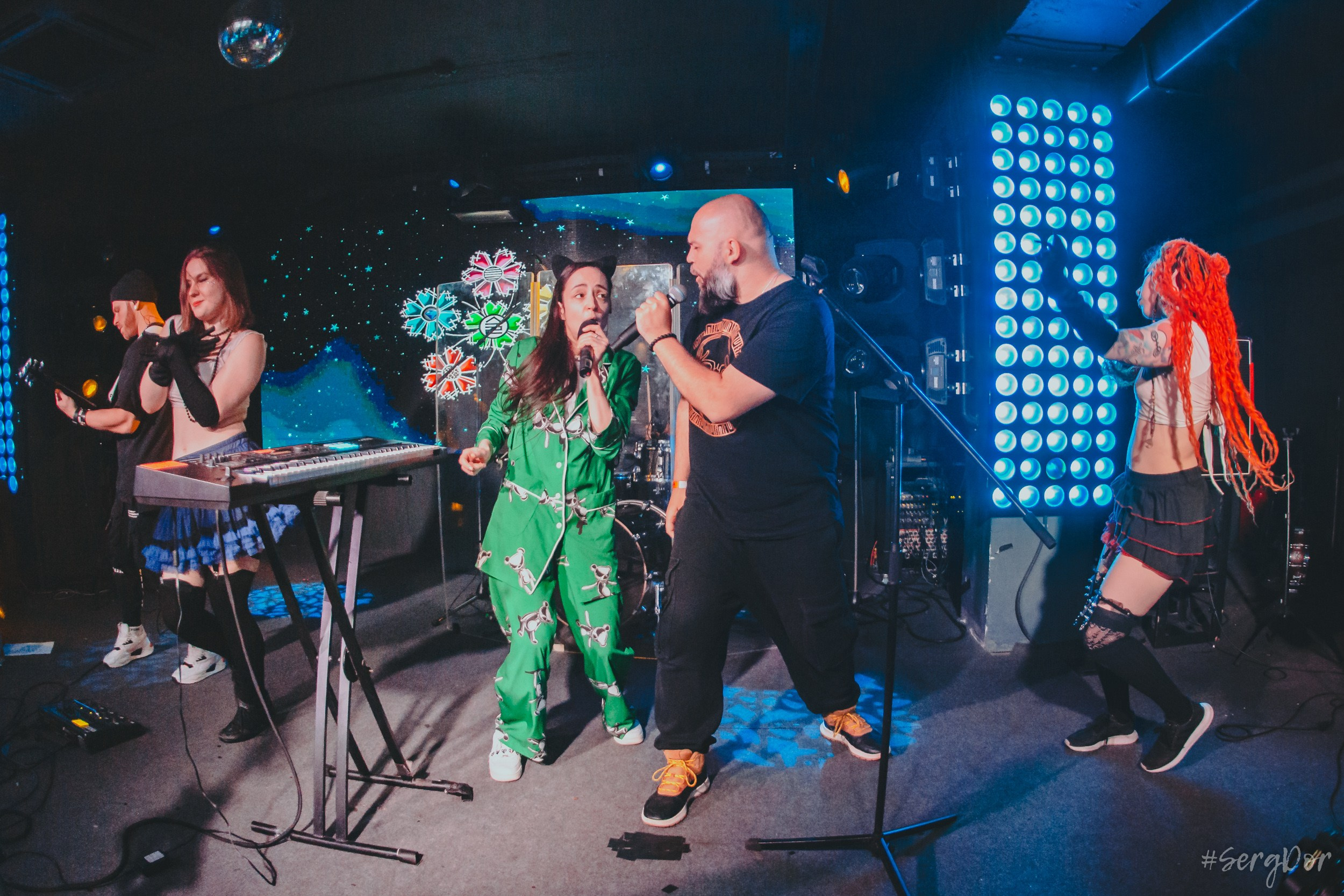 Дайте два, Мумий Тролль бар, Москва, Д2, МТ, День рождения группы, Юбилей, Люся Махова, презентация альбома, Простые радости в краю беспечных зомби, 26.11.2023, SergDor, 26 ноября 2023 года, #SergDor