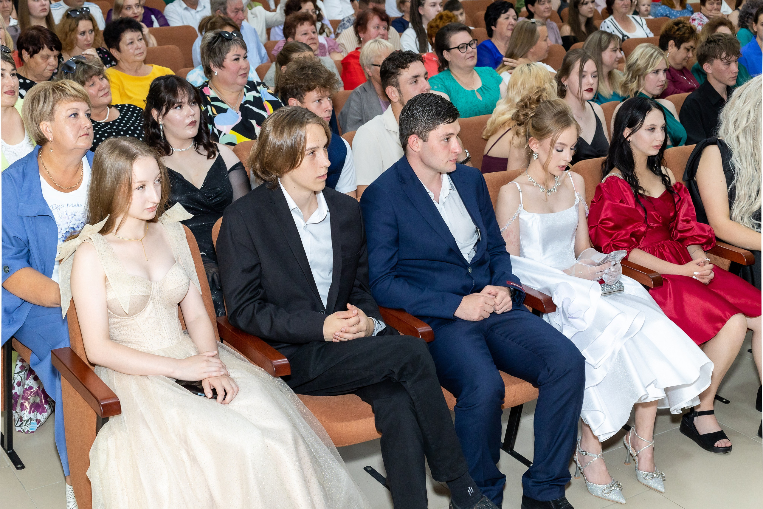 Вручение аттестата 2025. Выпускные альбомы Майкоп, Краснодар Елена Золотарева