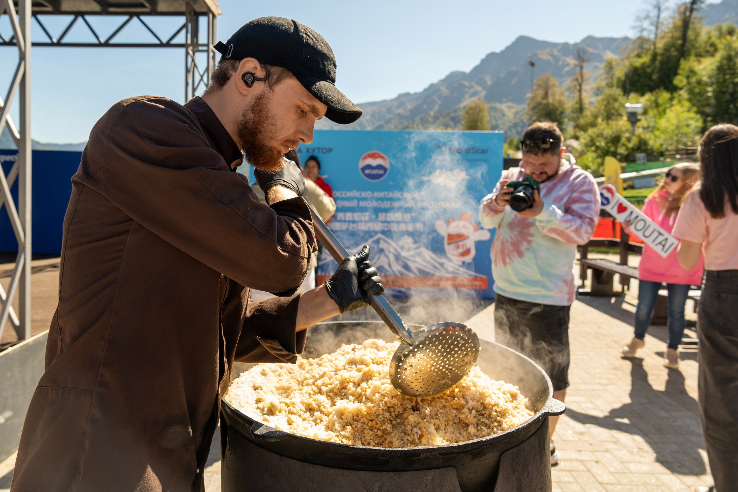 ChinaRosaFest 2024. Репортажный фотограф в Красной Поляне и Сочи Павлюченко Екатерина