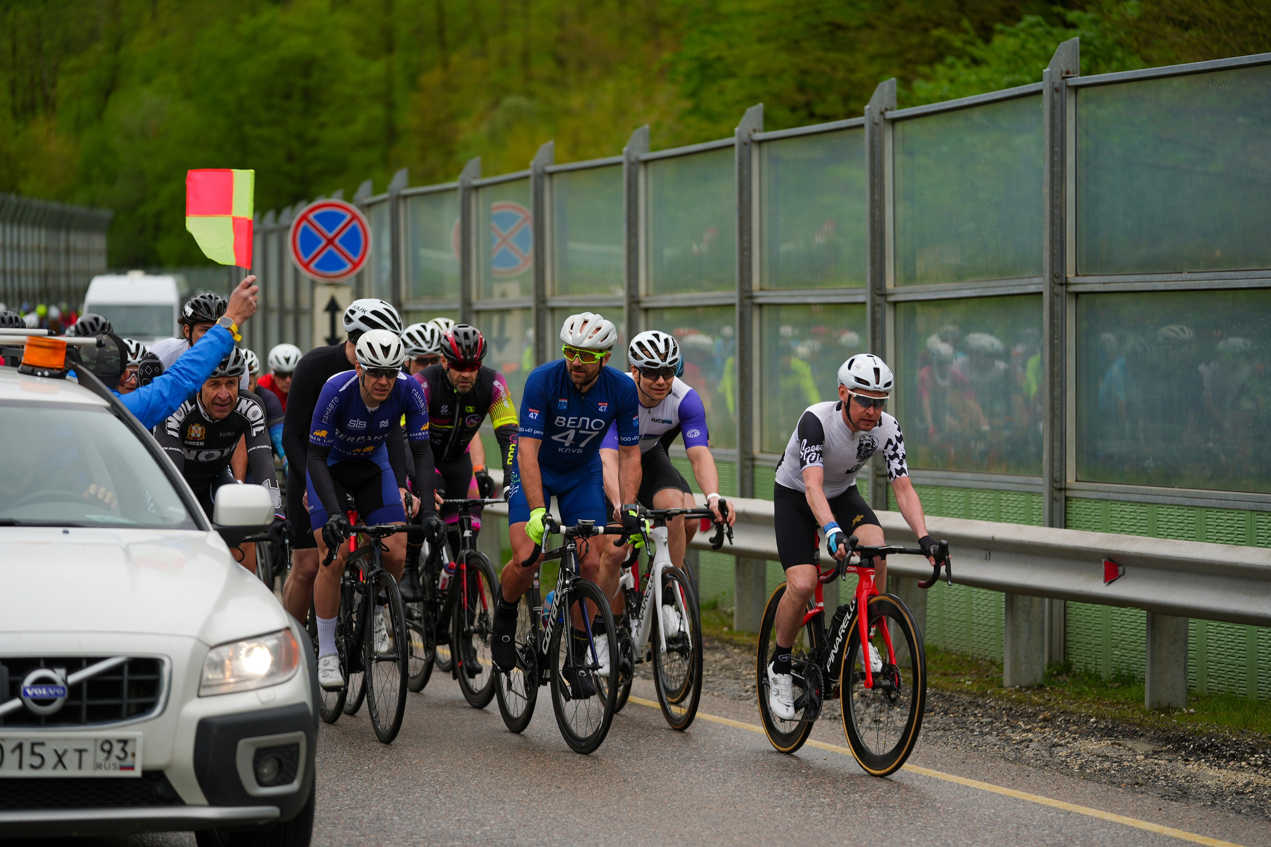 Велогонка «Три горы» на курортах горного кластера Красная Поляна. Репортажный фотограф в Красной Поляне и Сочи Павлюченко Екатерина