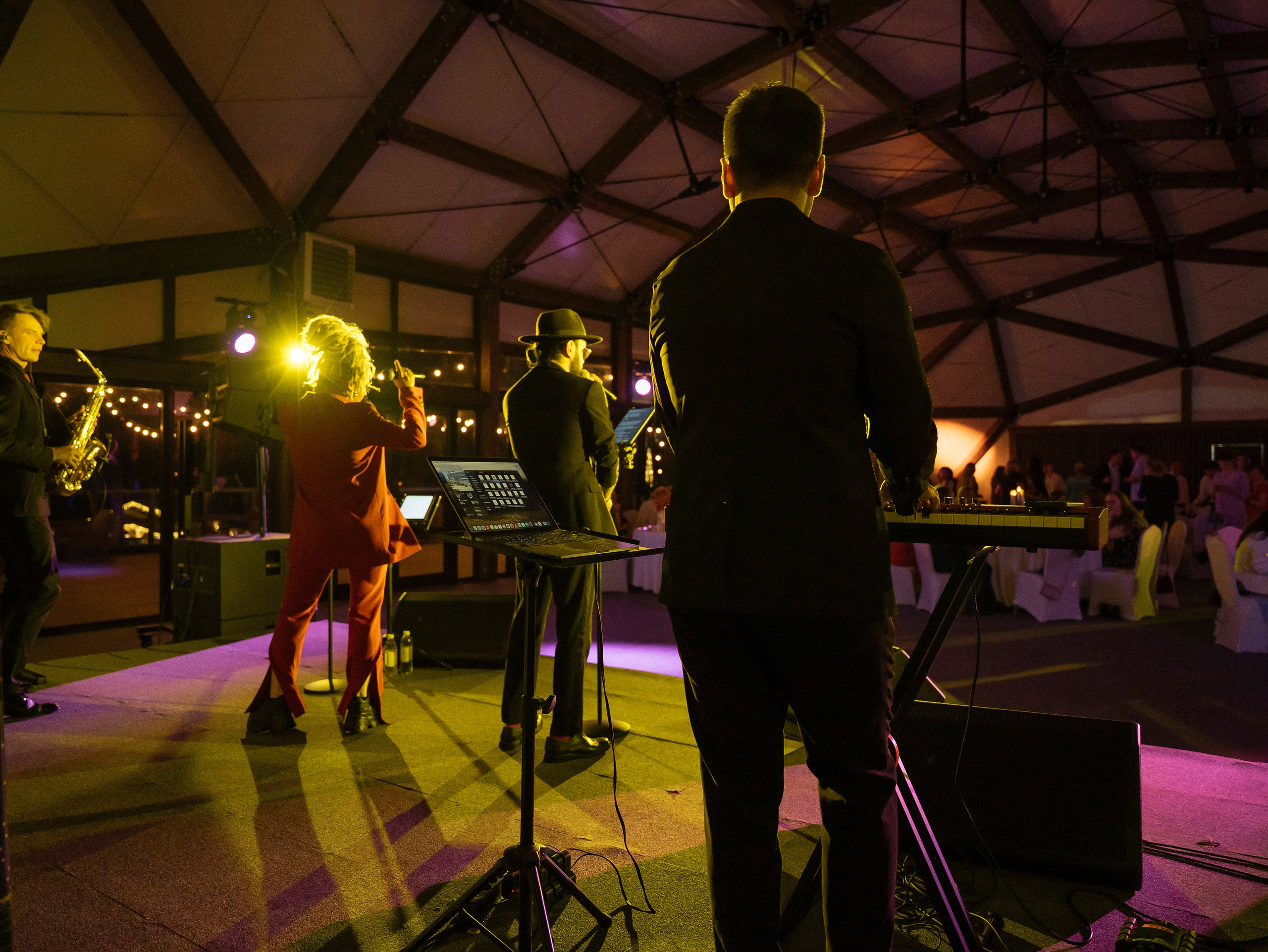 Р Фарм. Свадебный фотограф