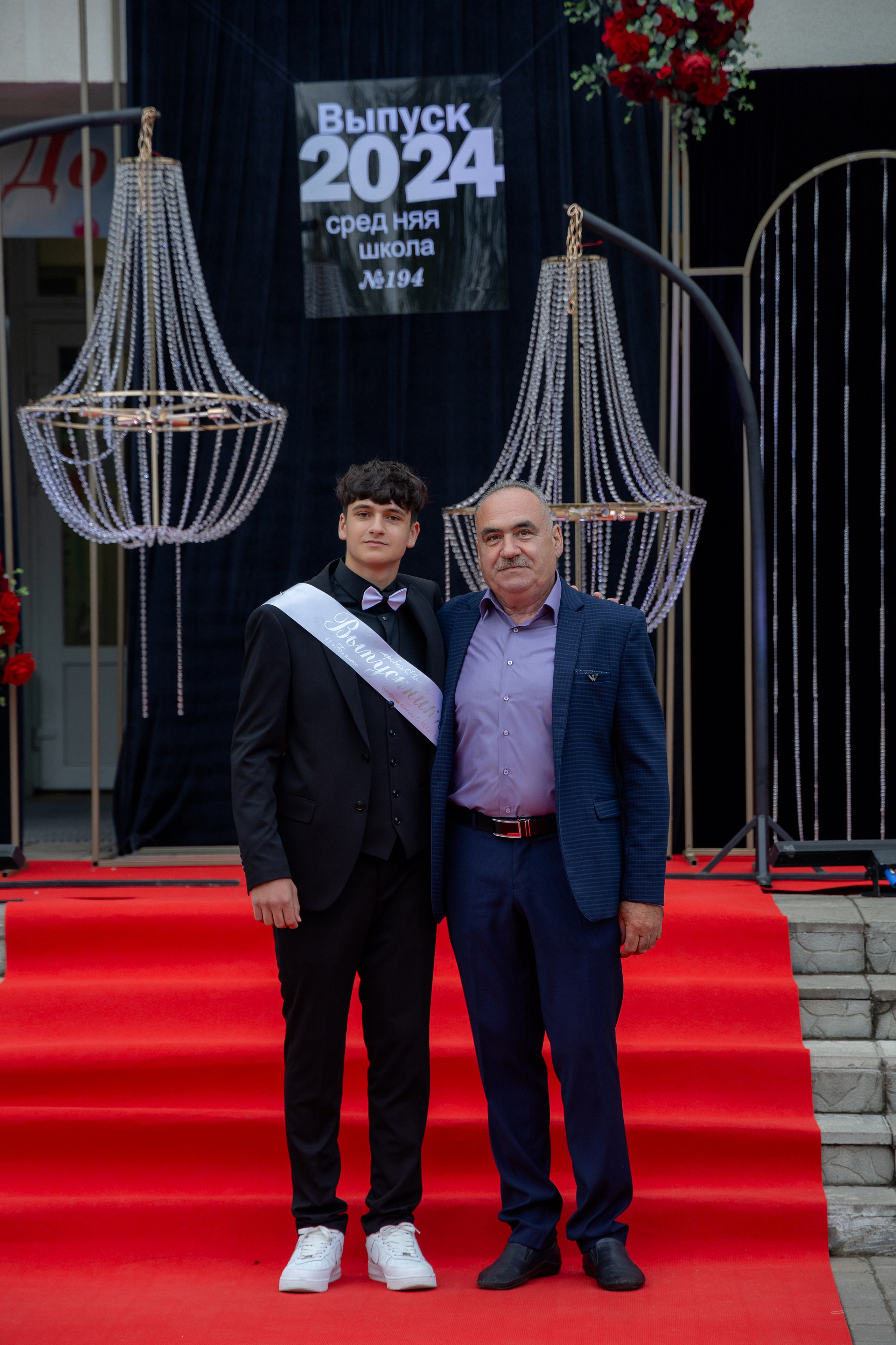 Школьный выпускной 2024 год в Соколе (Минск). Свадебный фотограф в Минске/Беларуси Сергей Спиридонов