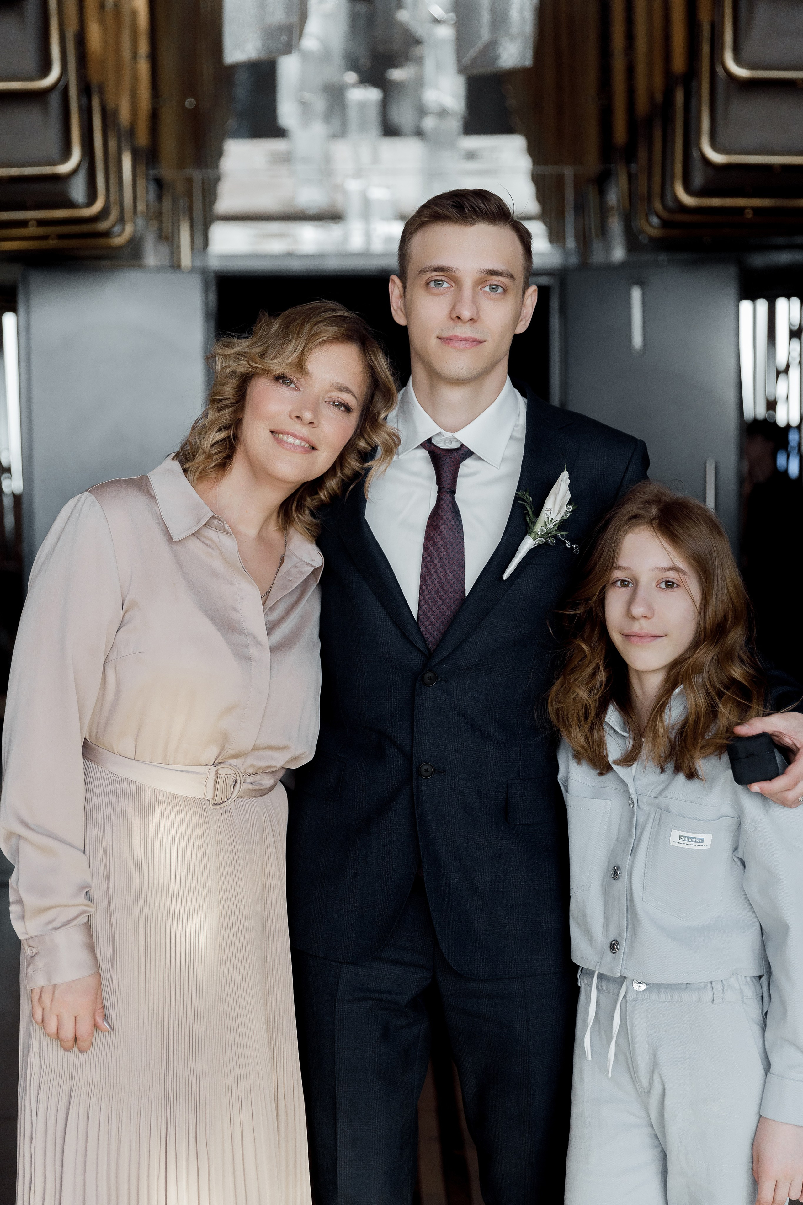 Паша&Настя (роспись Москва-сити Birds). Фотограф в Москве Юлия Хамзина