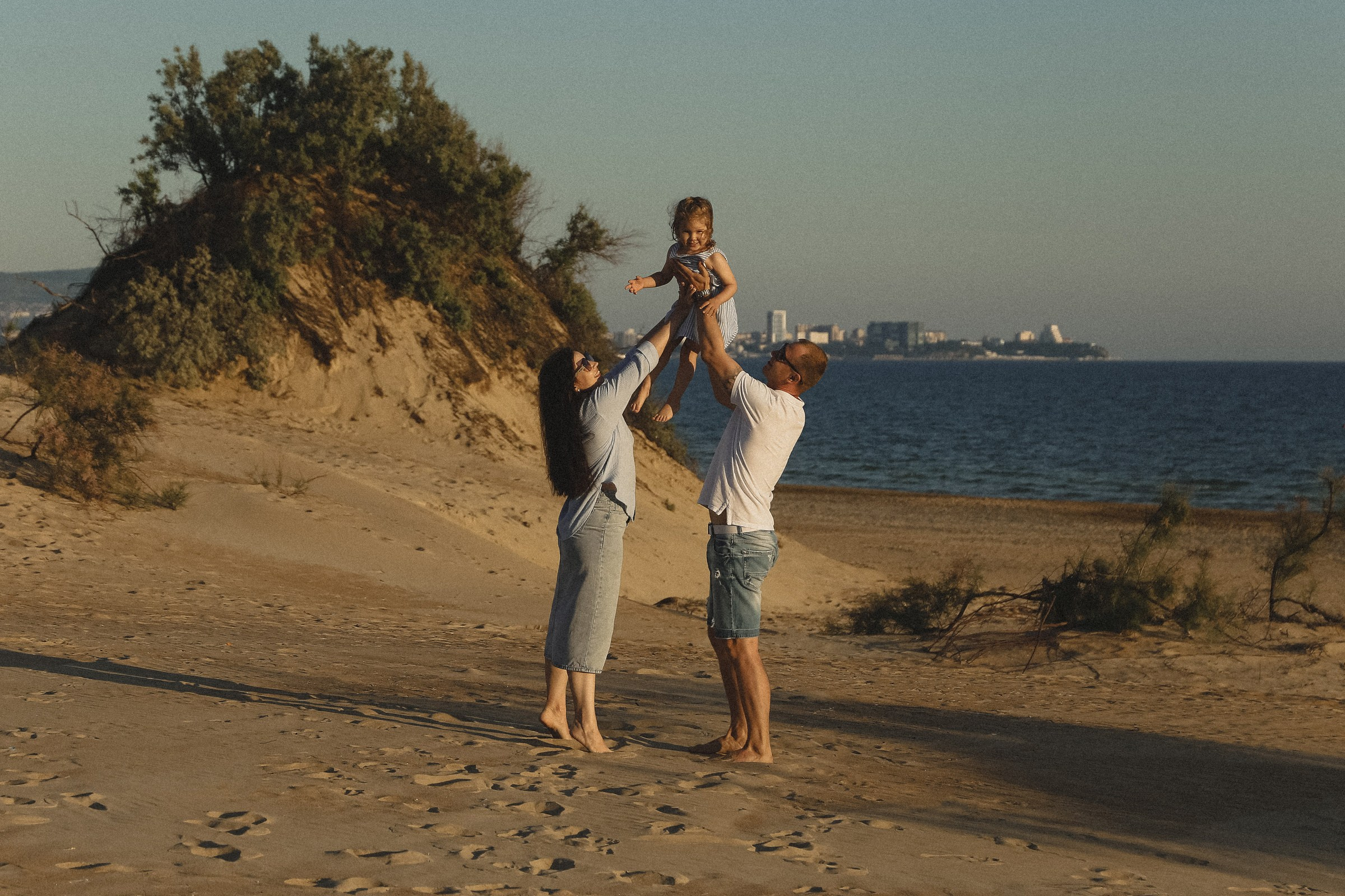 Семейная фотосессия на пляже. Семейный, love story, свадебный фотограф Анапа