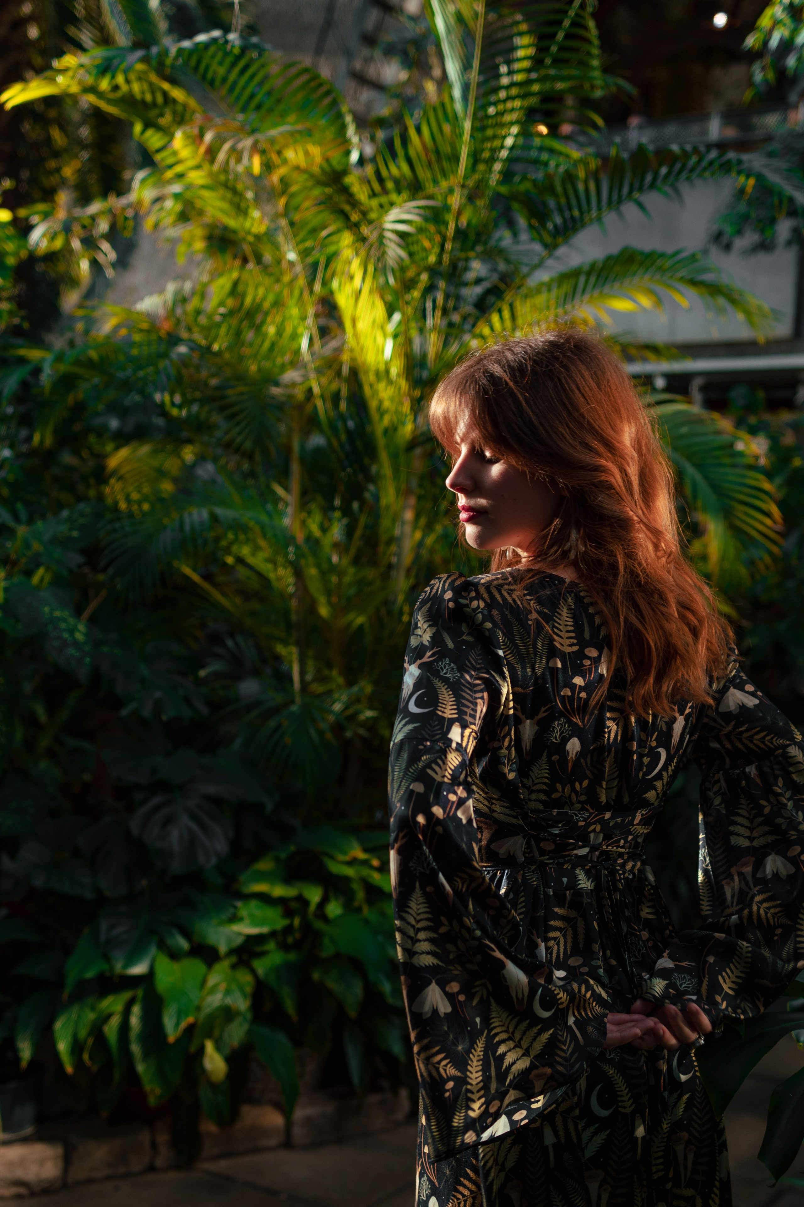 Съемка шёлковых платьев для PlantMyBones