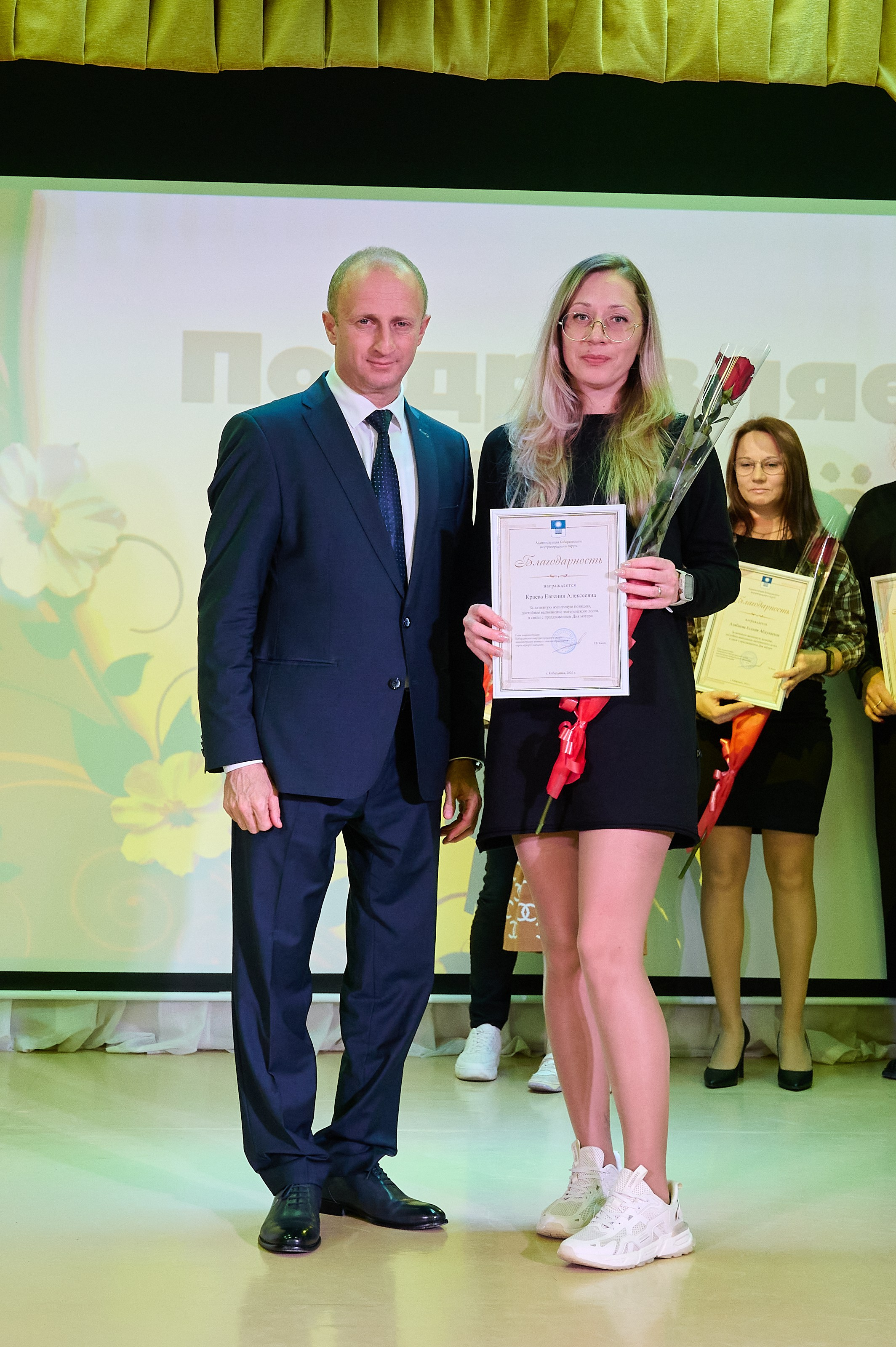 День матери Виноградный. Жизнь курорта Кабардинка в фотографиях