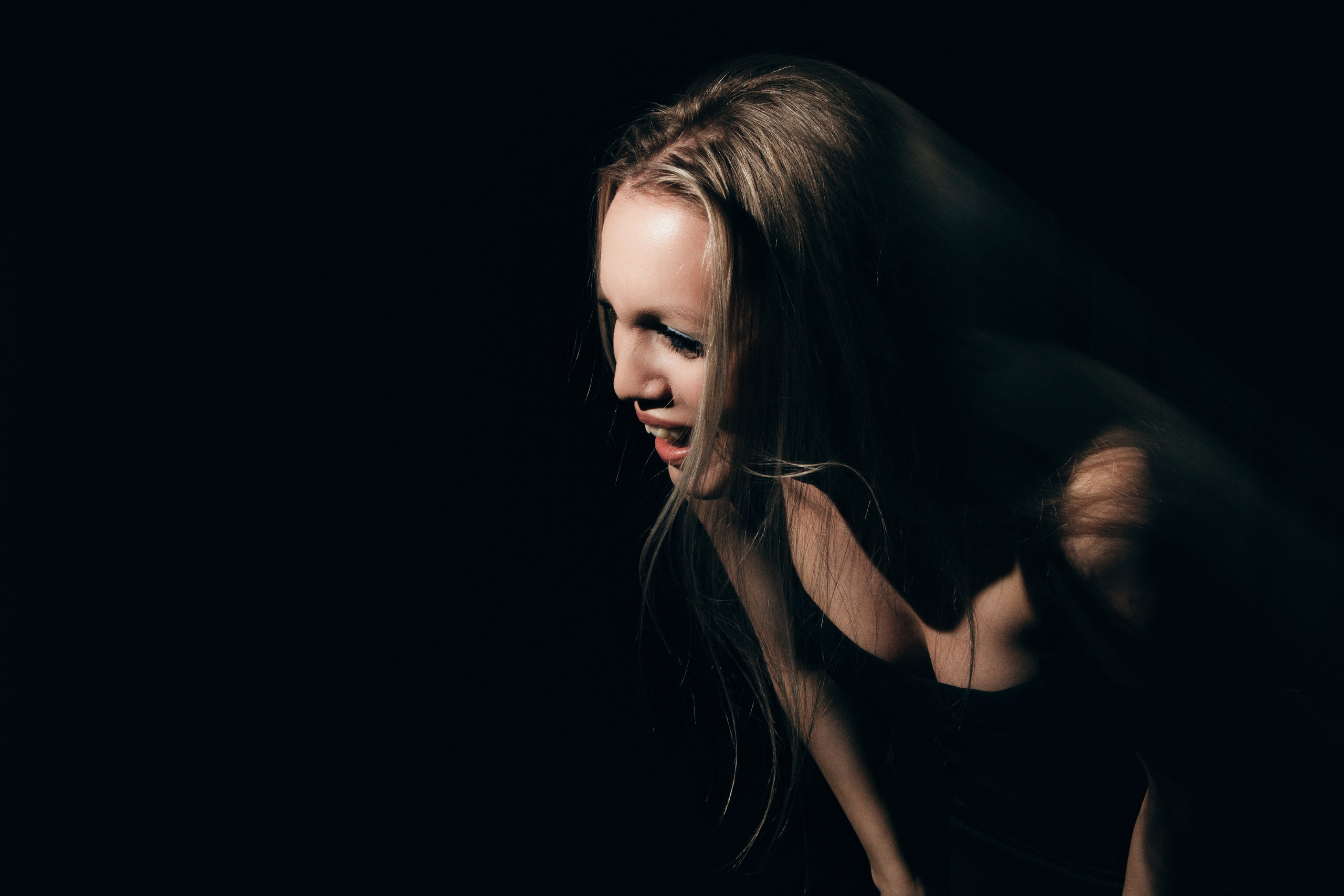 Проект для Свободного театра современного танца. Фотограф Татьяна Жбанова