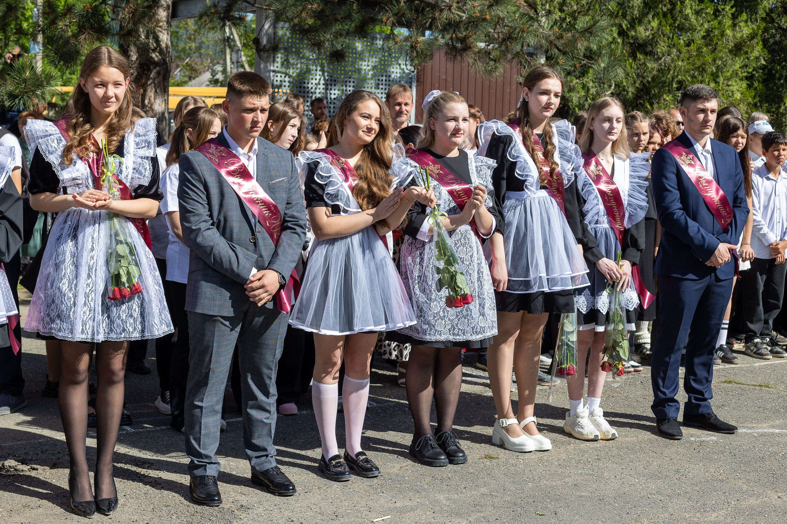 Последний звонок. Выпускные альбомы Майкоп, Краснодар Елена Золотарева