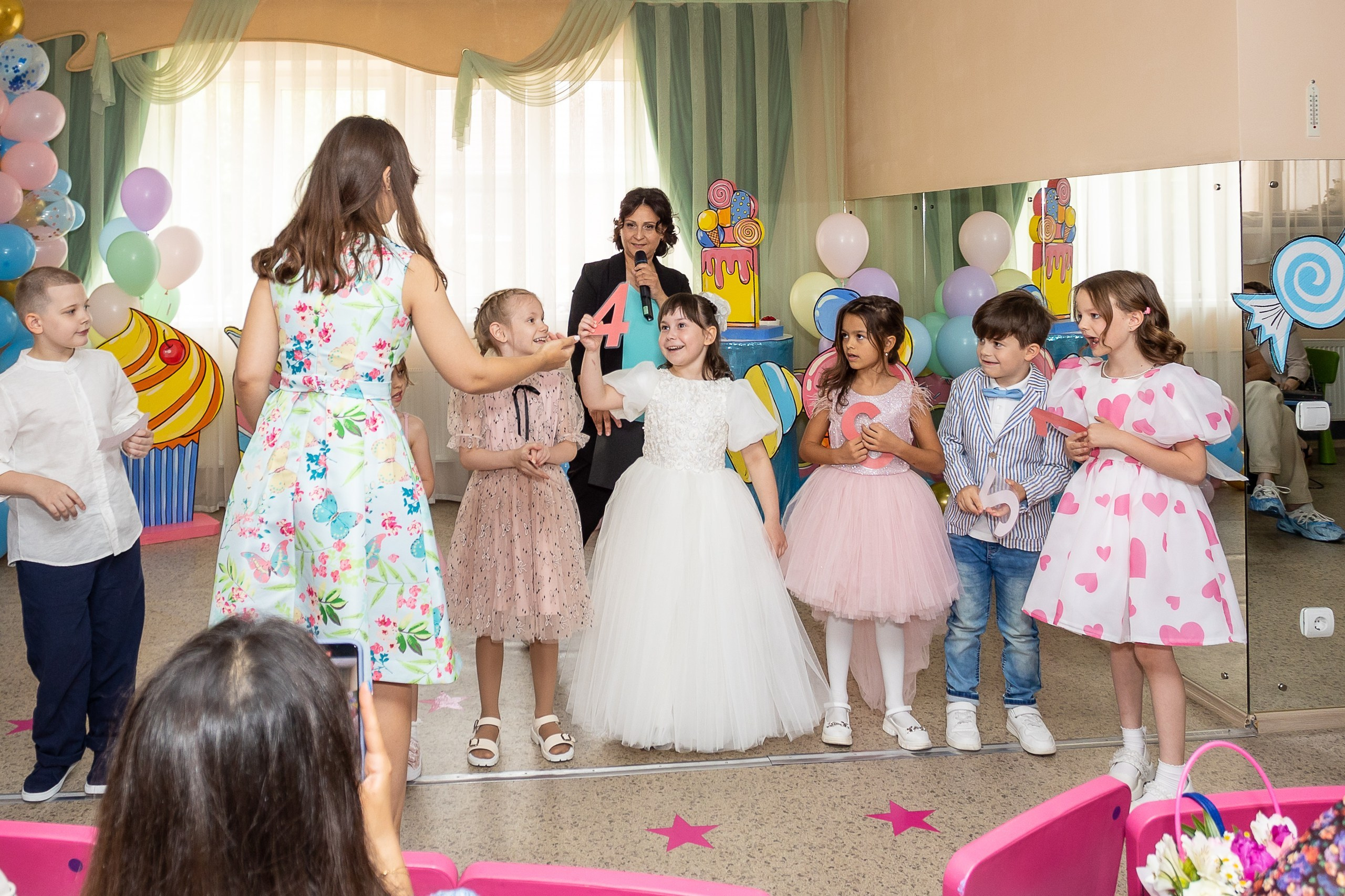 Выпускной Детский сад, 2 часа, 8000. Выпускные альбомы Майкоп, Краснодар Елена Золотарева