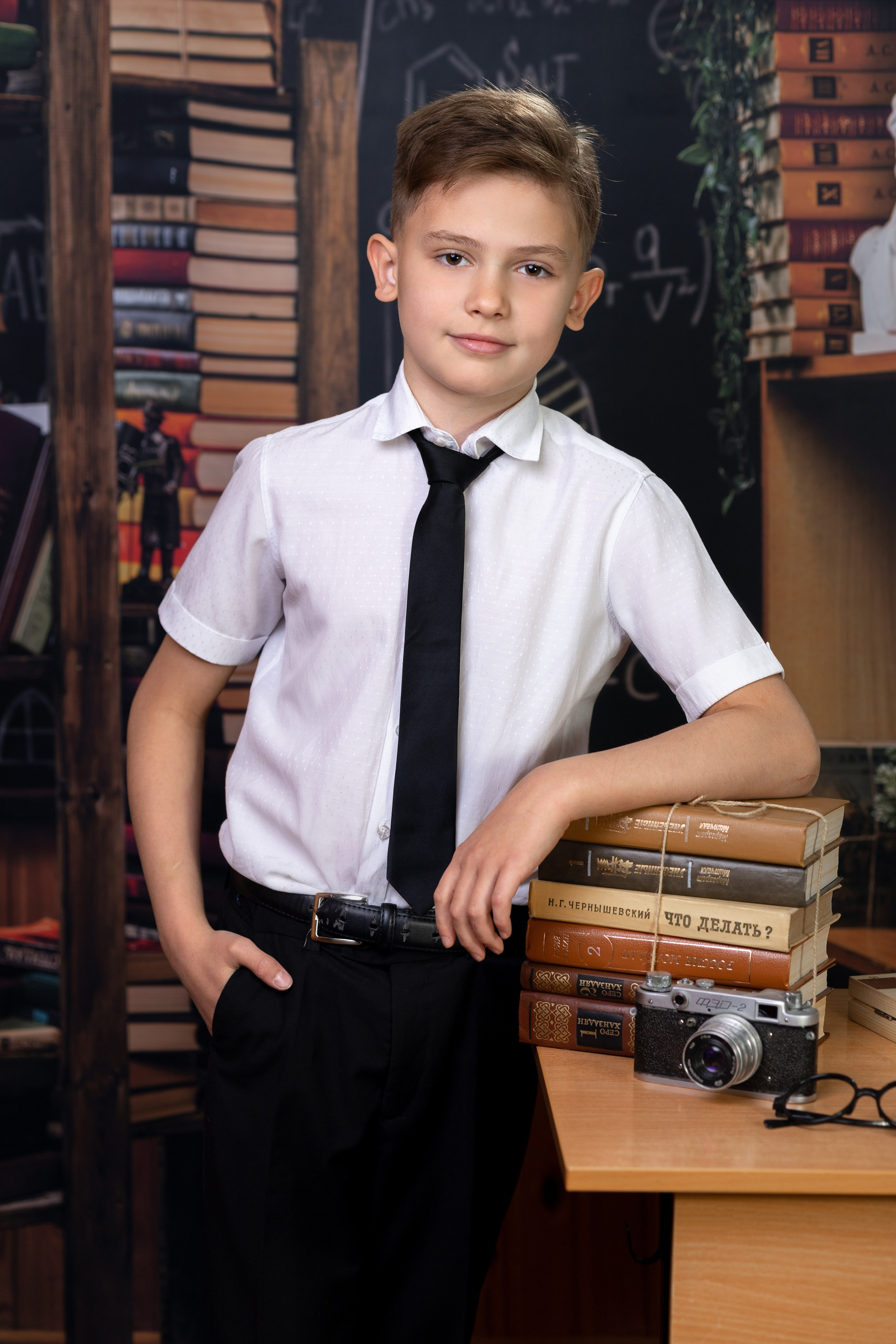 Выпускные альбомы 4класс. Выпускные альбомы Саратов Энгельс фотограф Титова Ирина