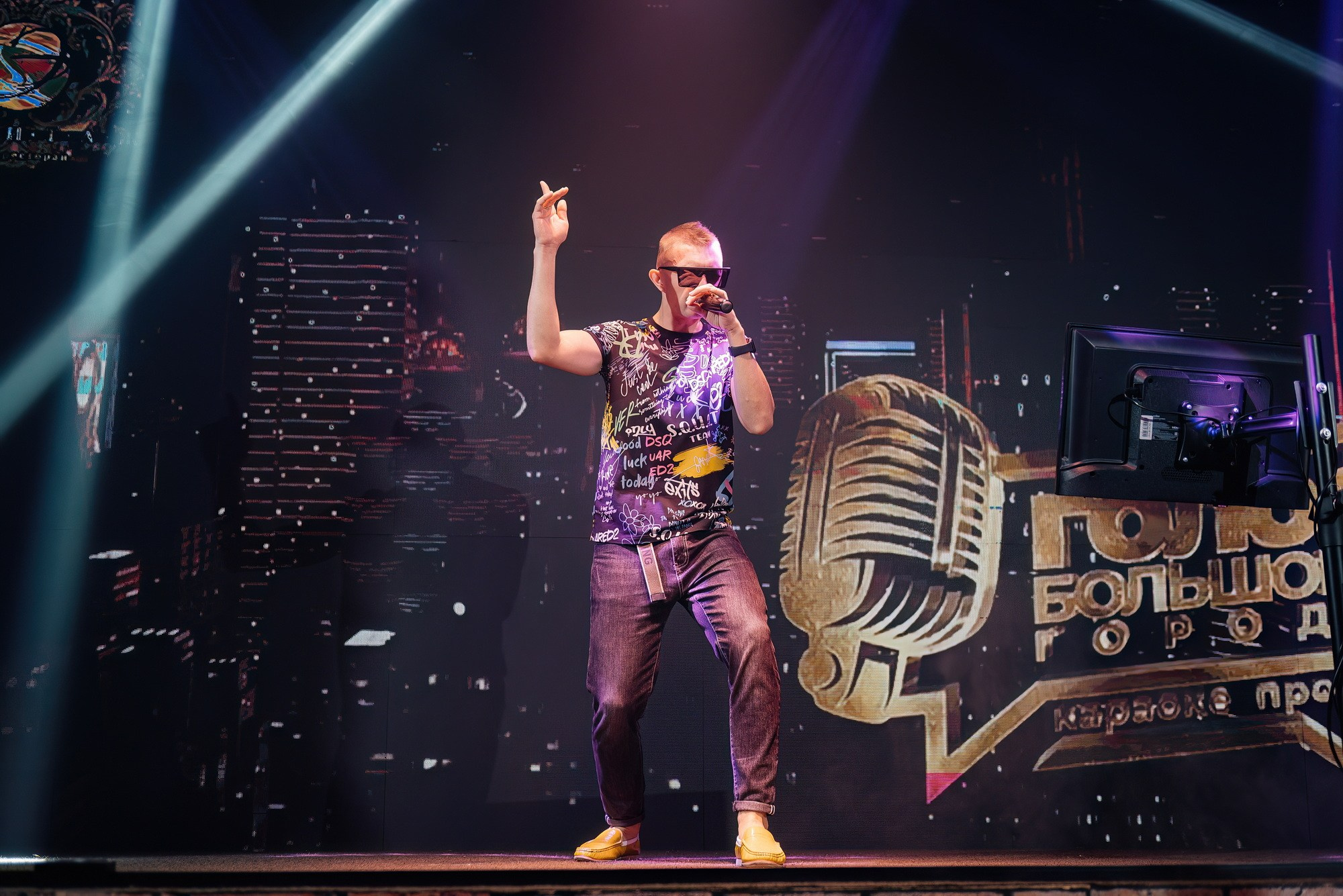 Караоке-проект «Голос большого города». Свадебный и репортажный фотограф Никита Сницарев в Барнауле