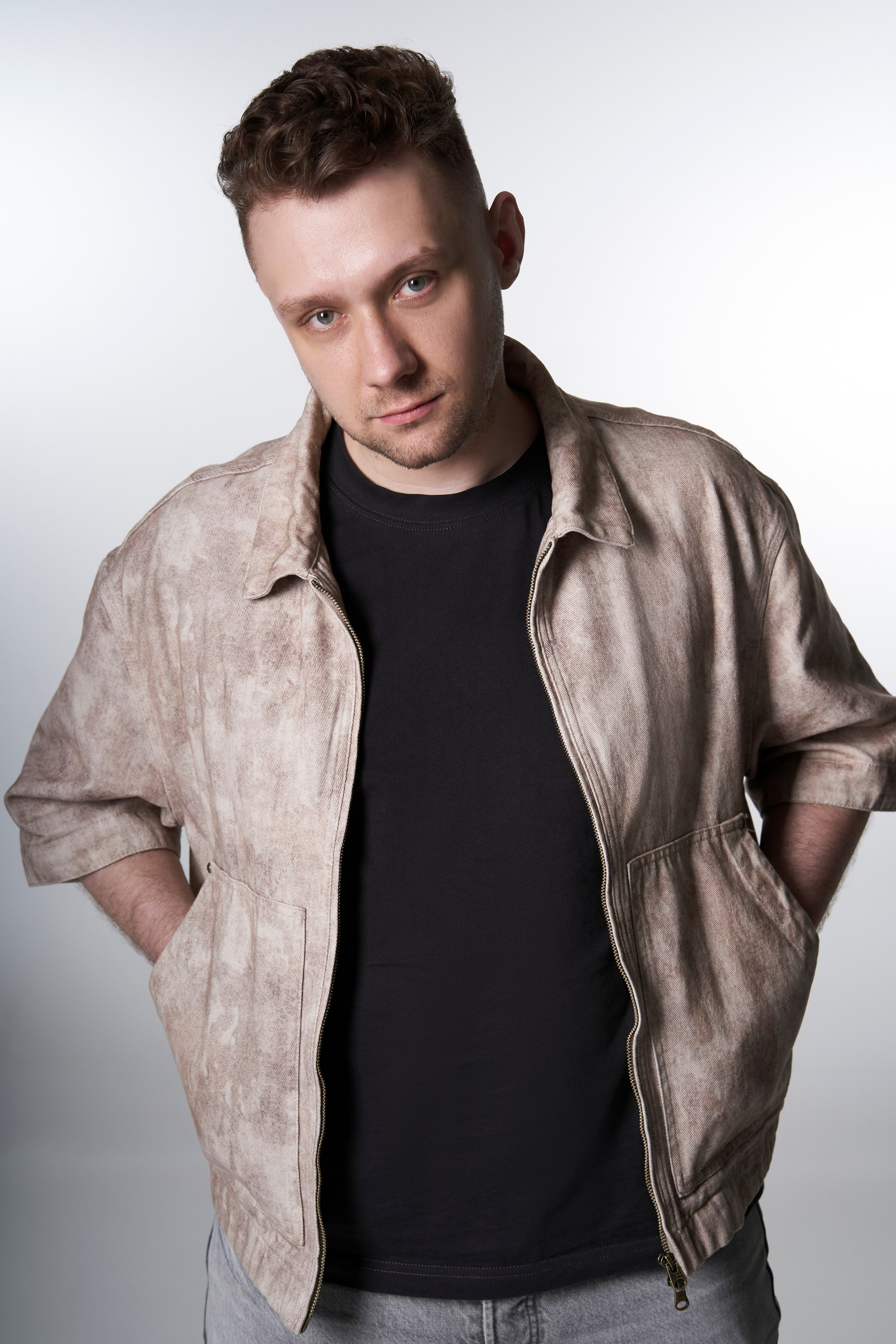 Владислав. Главная