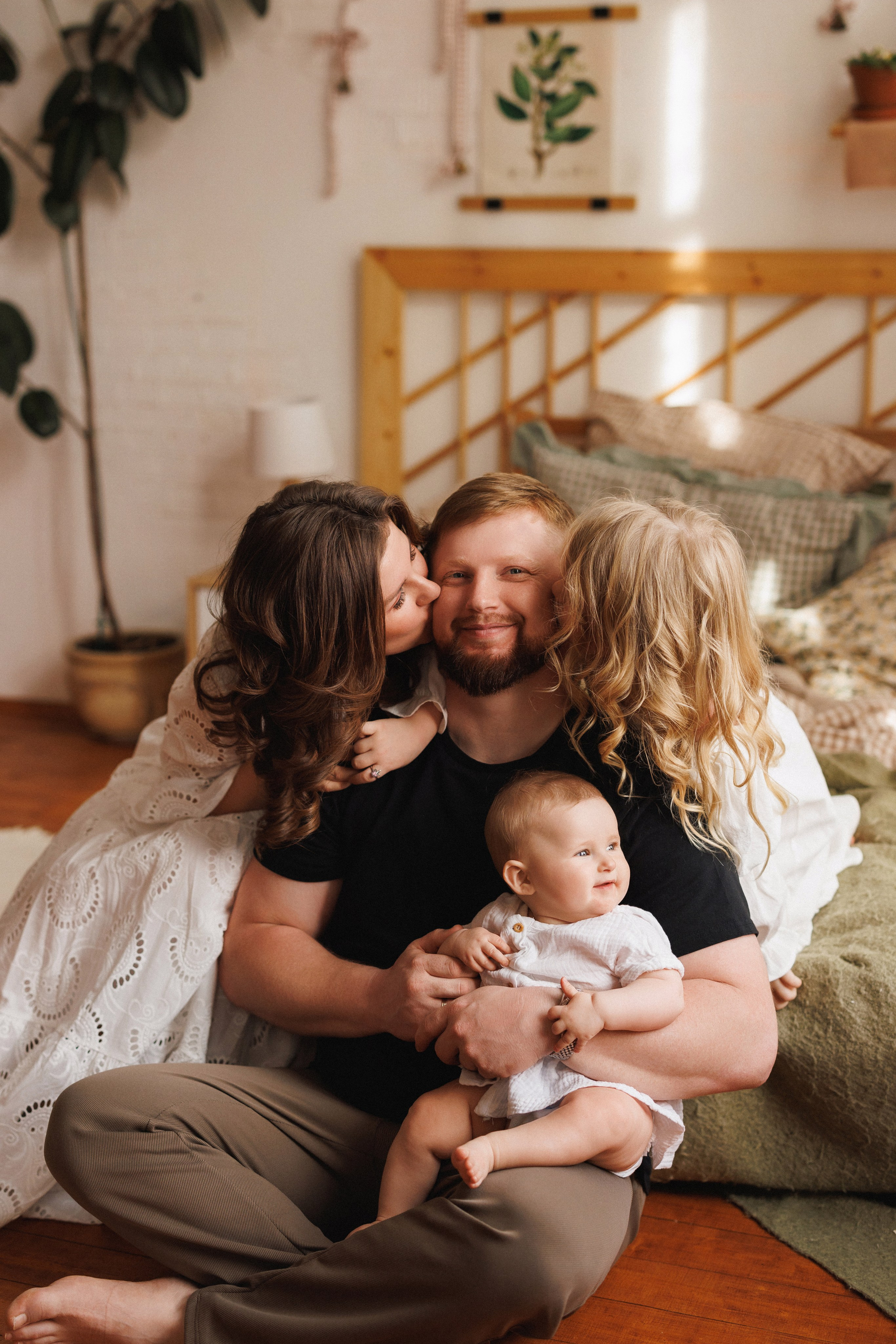 Семейная фотосессия в фотостудии г. Краснодар. Семейный и детский фотограф в Краснодаре Анна Трашкова