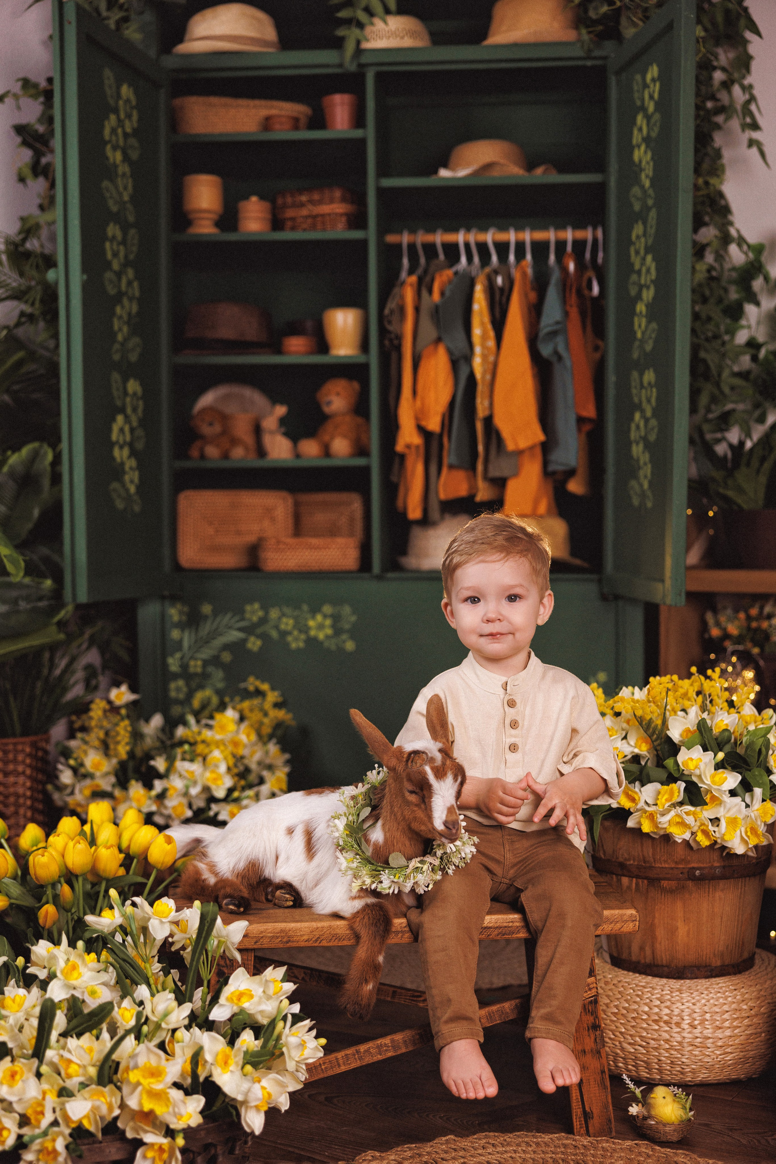 Пасхальная фотосессия с животными (утята, козлик и кролики), в фотостудии «Антураж» город Краснодар. Семейный и детский фотограф в Краснодаре Анна Трашкова