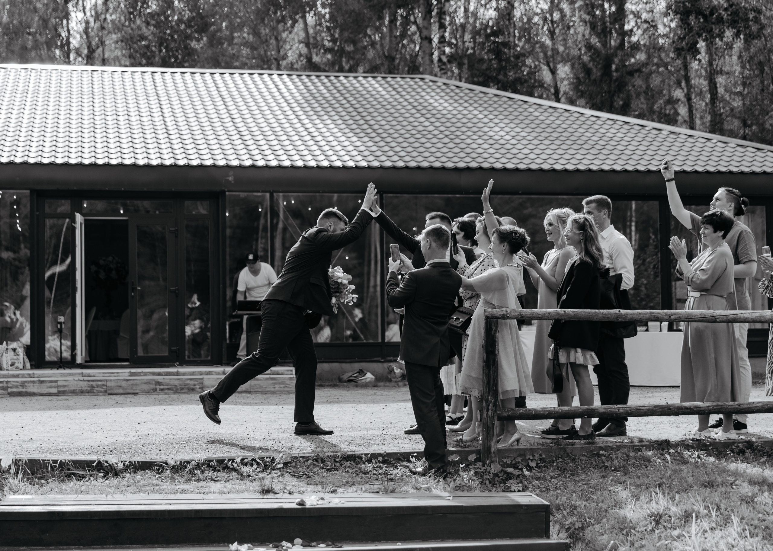 История лесных бусинок. Свадебный фотограф в Санкт-Петербурге