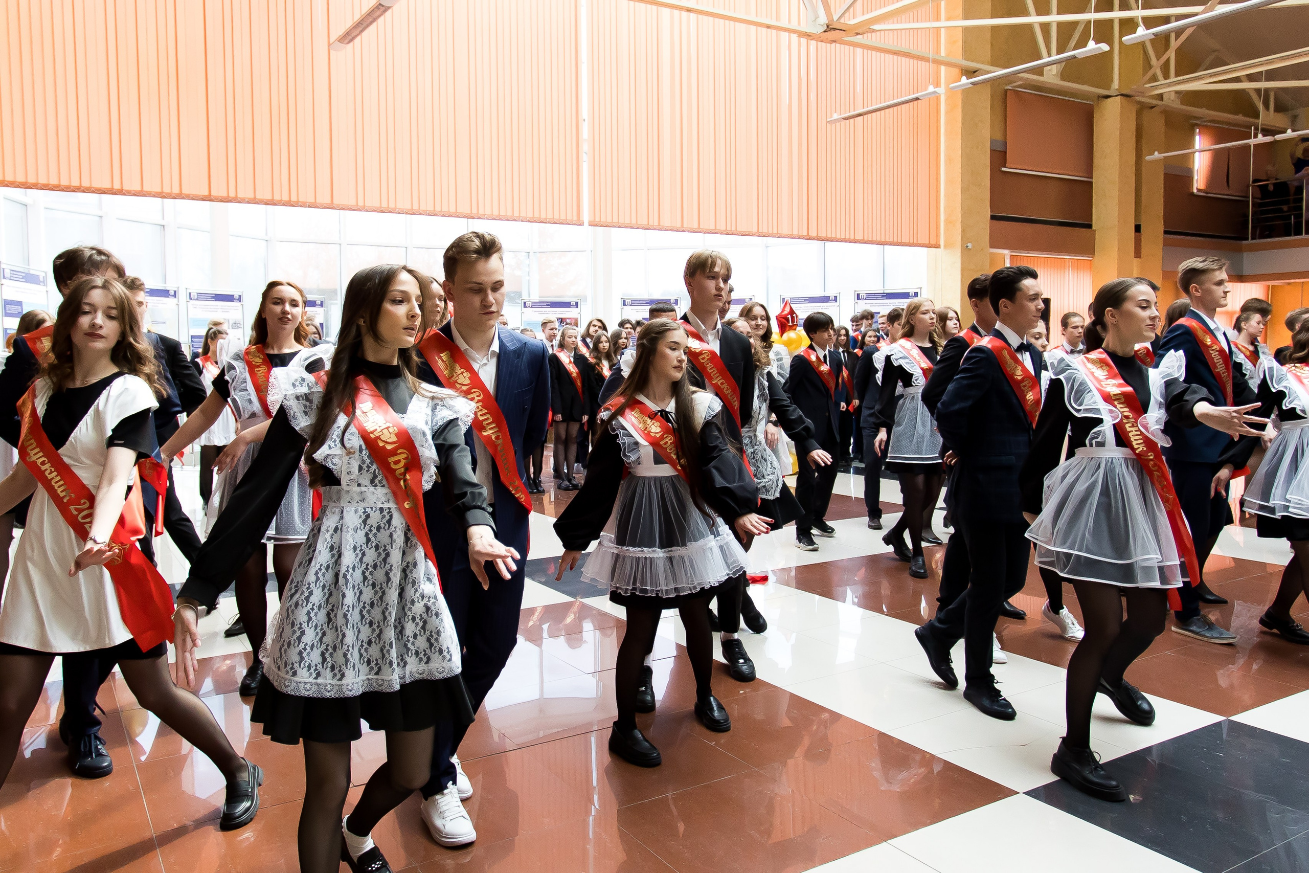 Последний звонок. Фотограф в Иркутске