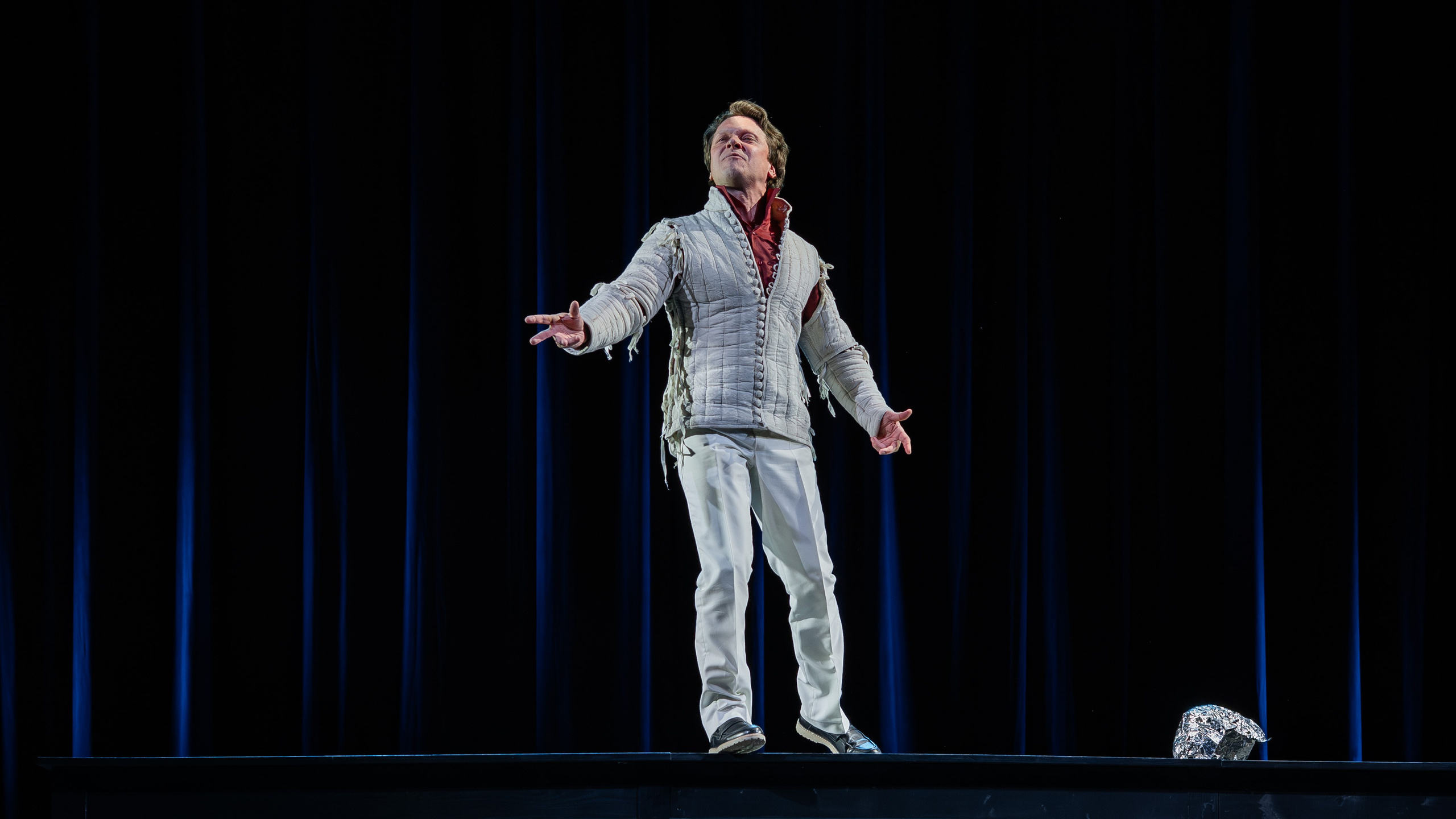 Театр Юного Зрителя «Маленькие трагедии». Фотограф Марк Файзулин