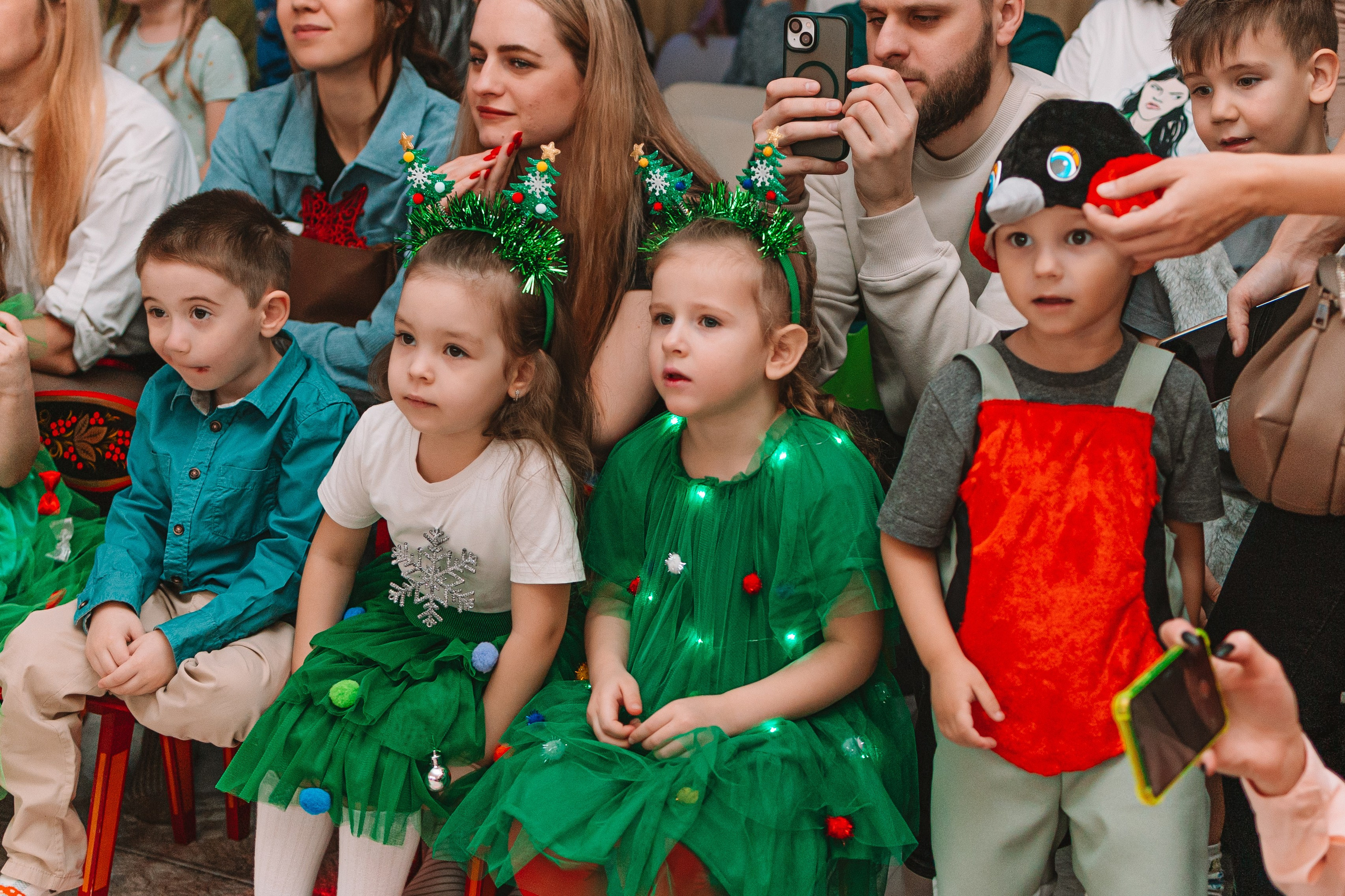 Утренник+портреты. Семейный фотограф Тюмень, фотограф на роды Салмина Мария