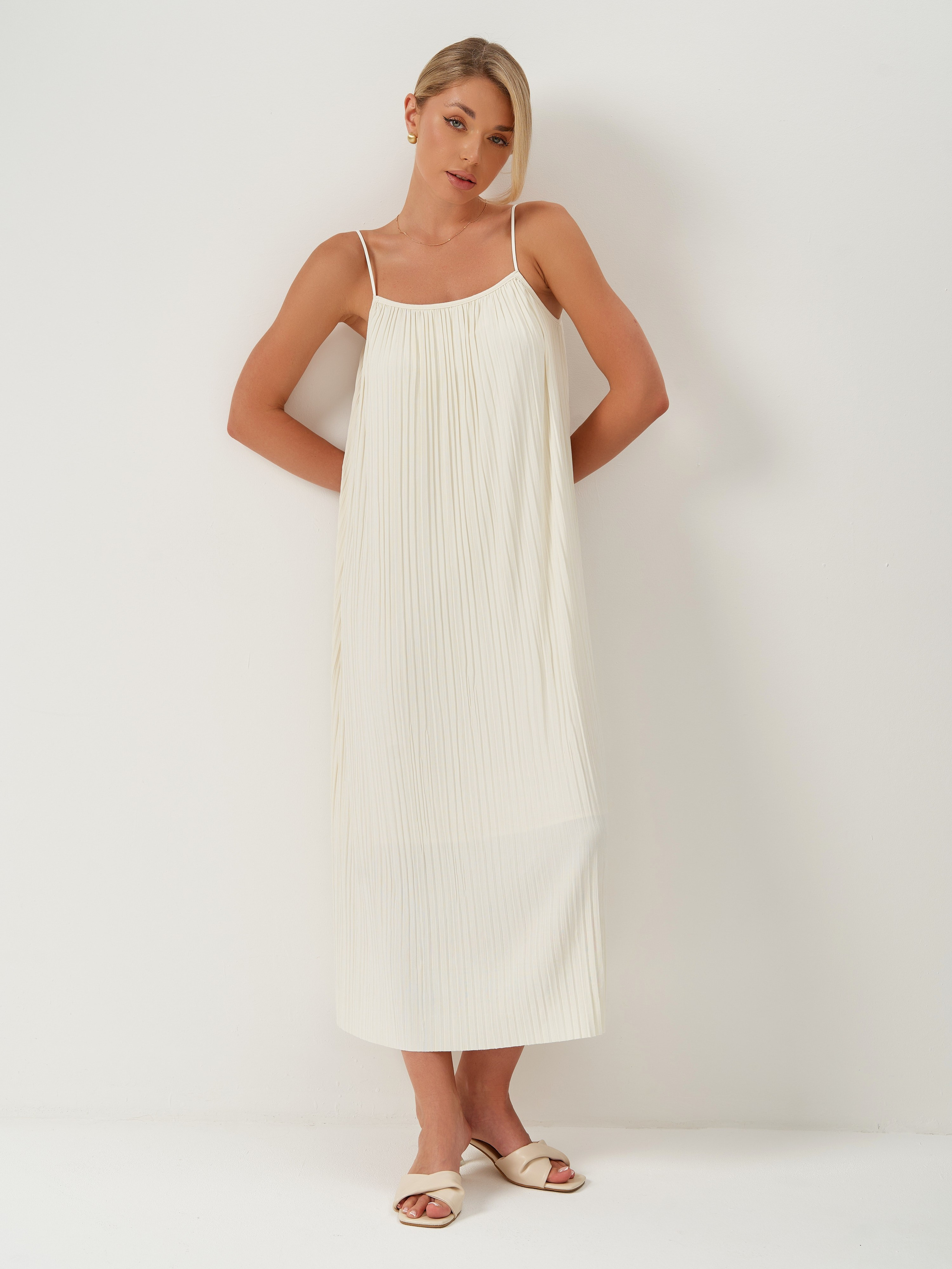 Сарафаны. Фотограф для маркетплейсов в Москве