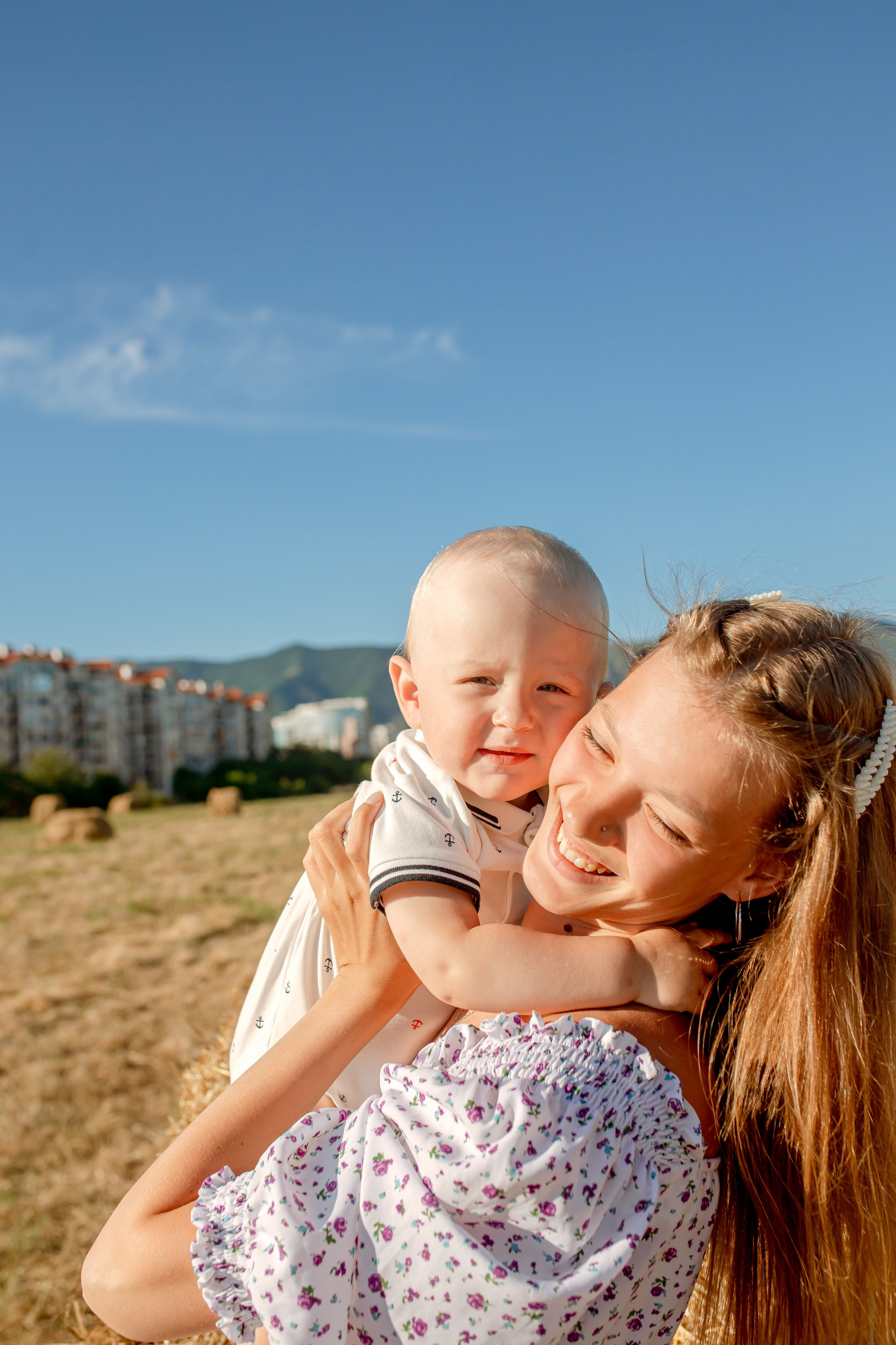 Дарья и Полина с сыновьями. Фотограф в Геленджике, Архипо-Осиповке, Абрау-Дюрсо, Кринице Виктория