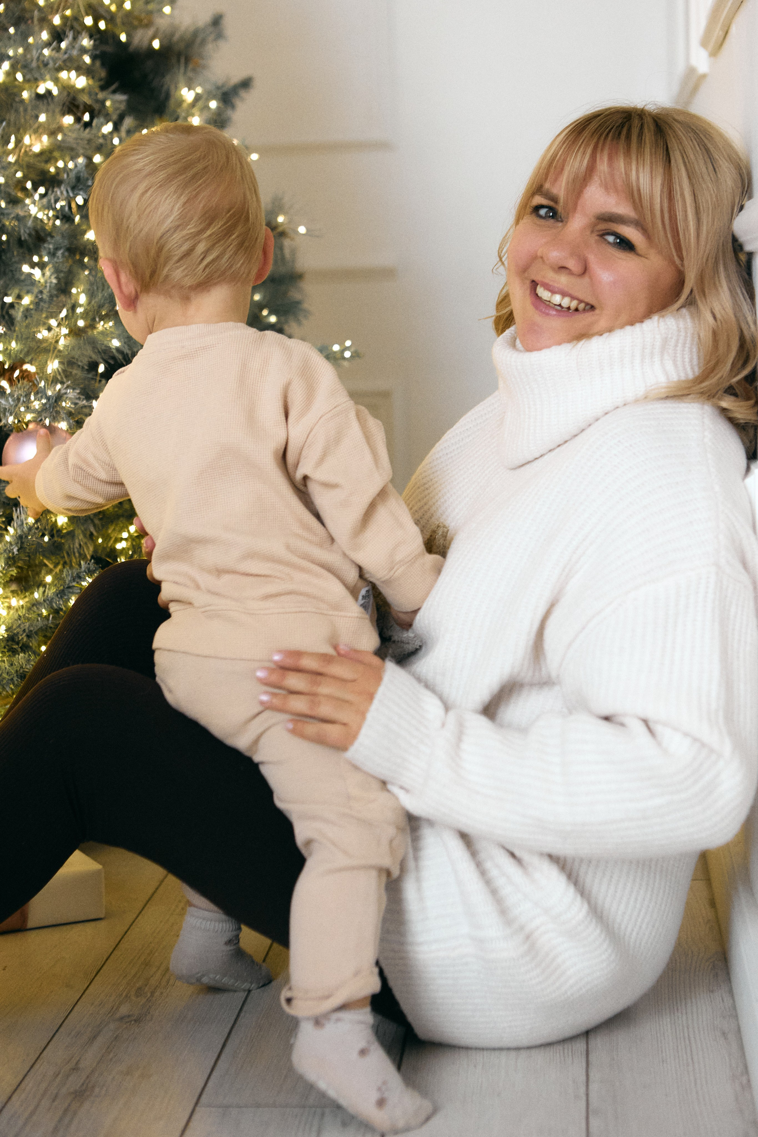 Новогодняя фотосессия мамы и сына