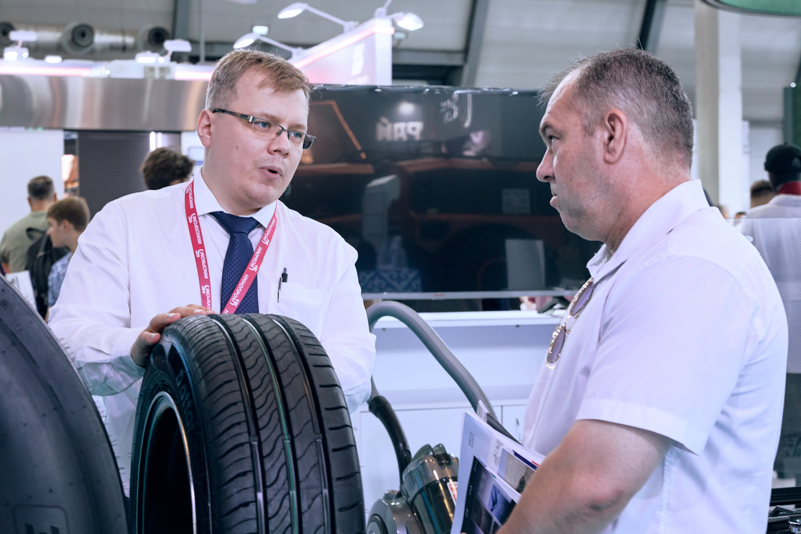 Иннопром-2025. Предметный и репортажный фотограф Алексей Кротов