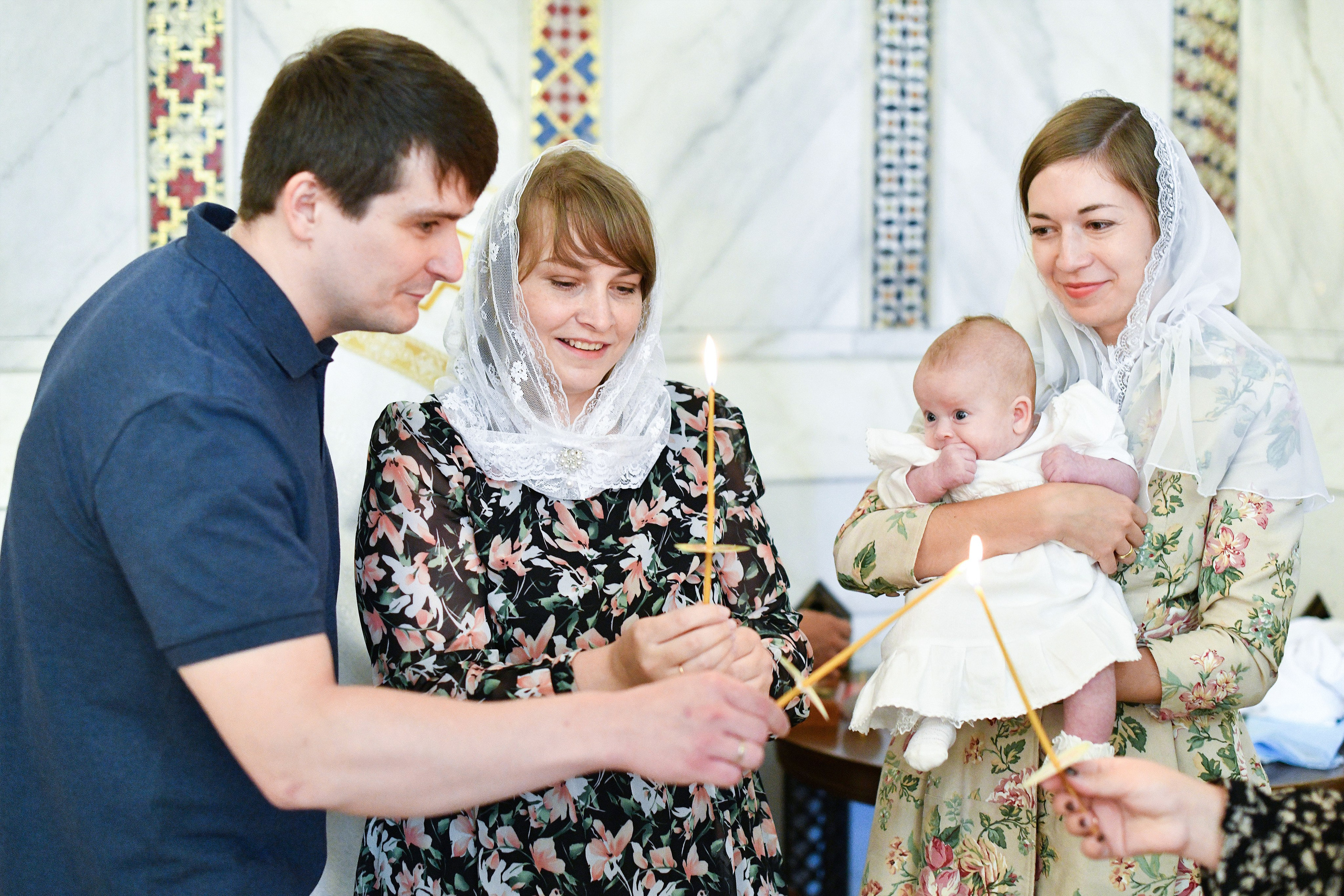 Крещение Марии. Церковь Покрова Пресвятой Богородицы в Ясенево. Свадебный и портретный фотограф в Москве Галина Борисова