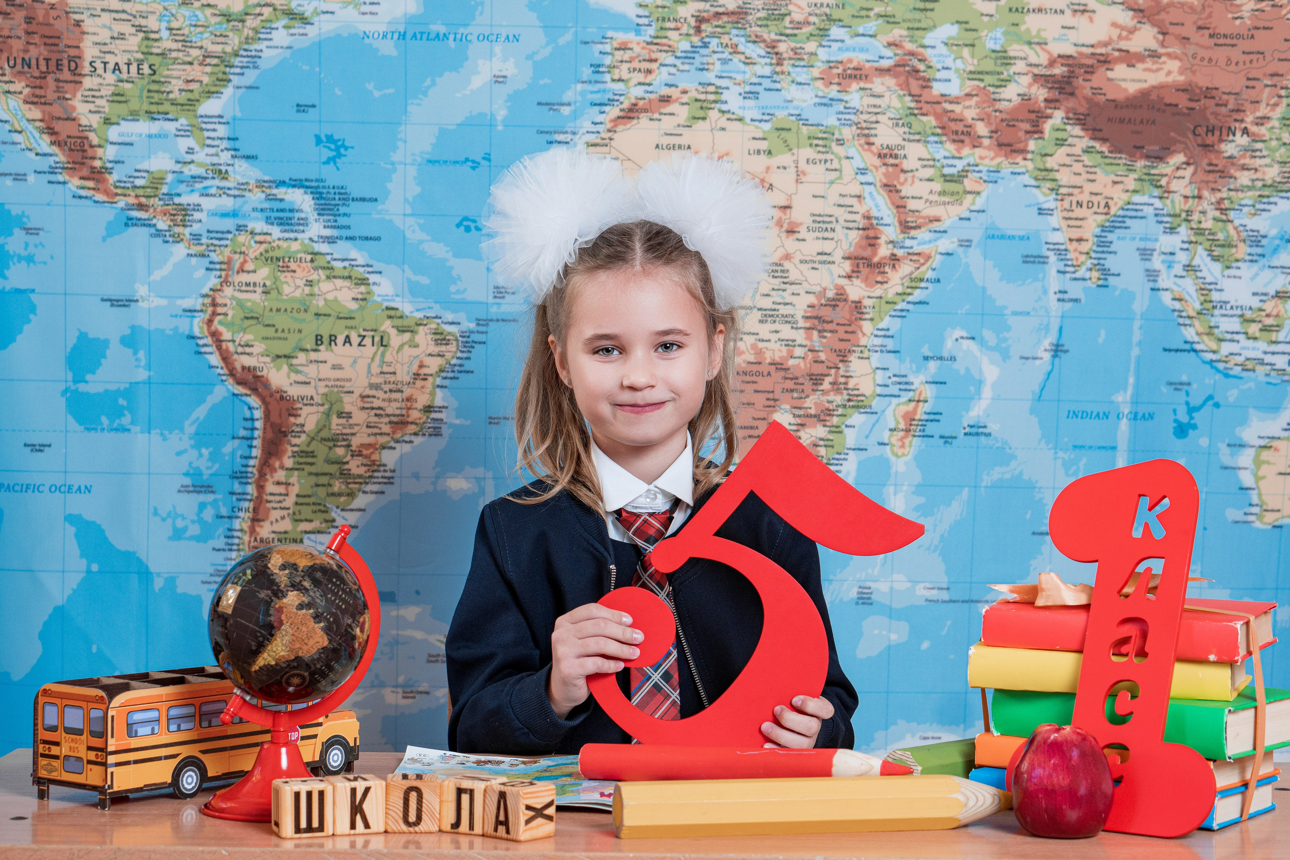 Начальная школа. Выпускные альбомы для детских садов и школ в Симферополе и Крыму — фотограф Ирина Найкина