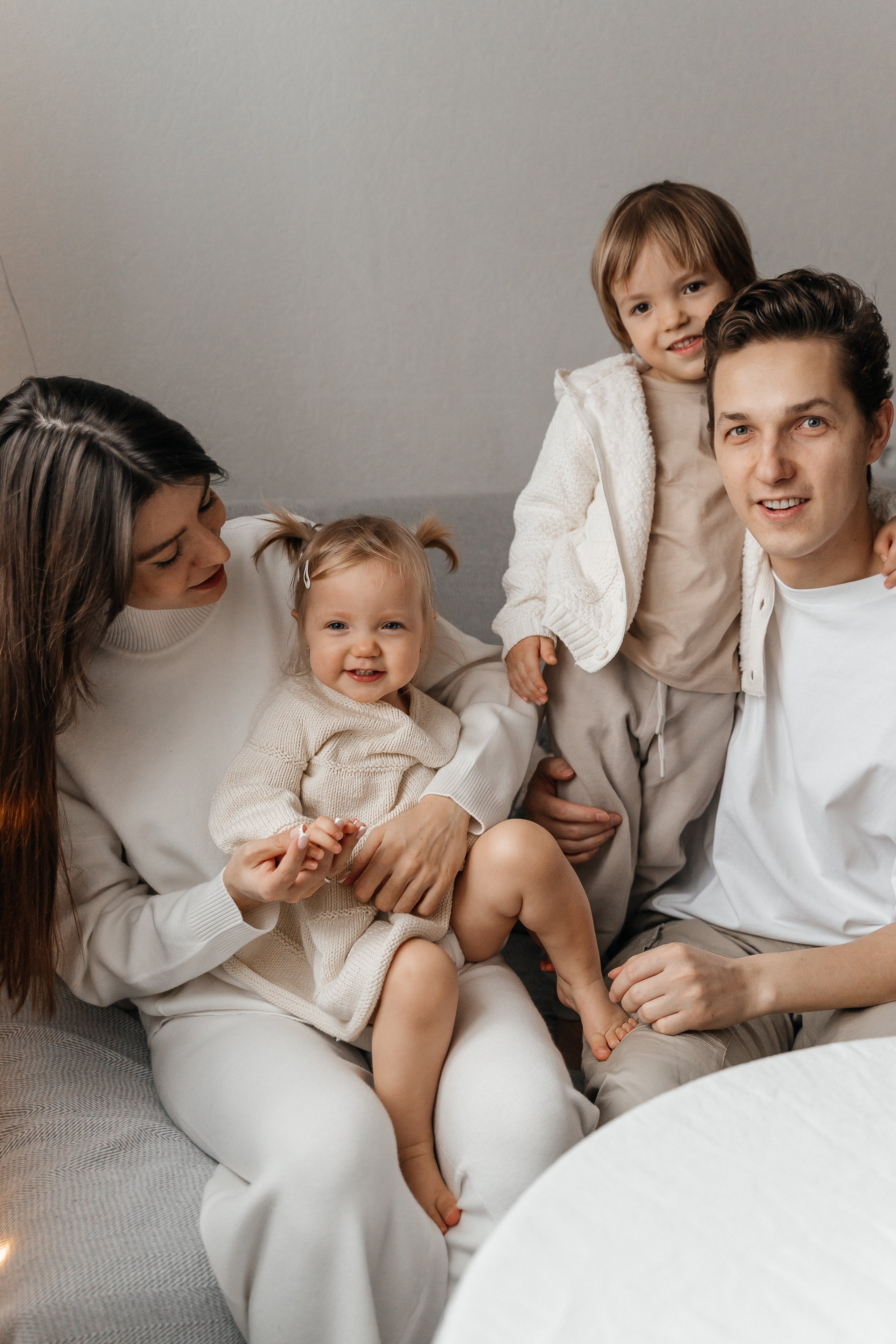 Саша, Женя, Лёва и Марта. Волик Мария