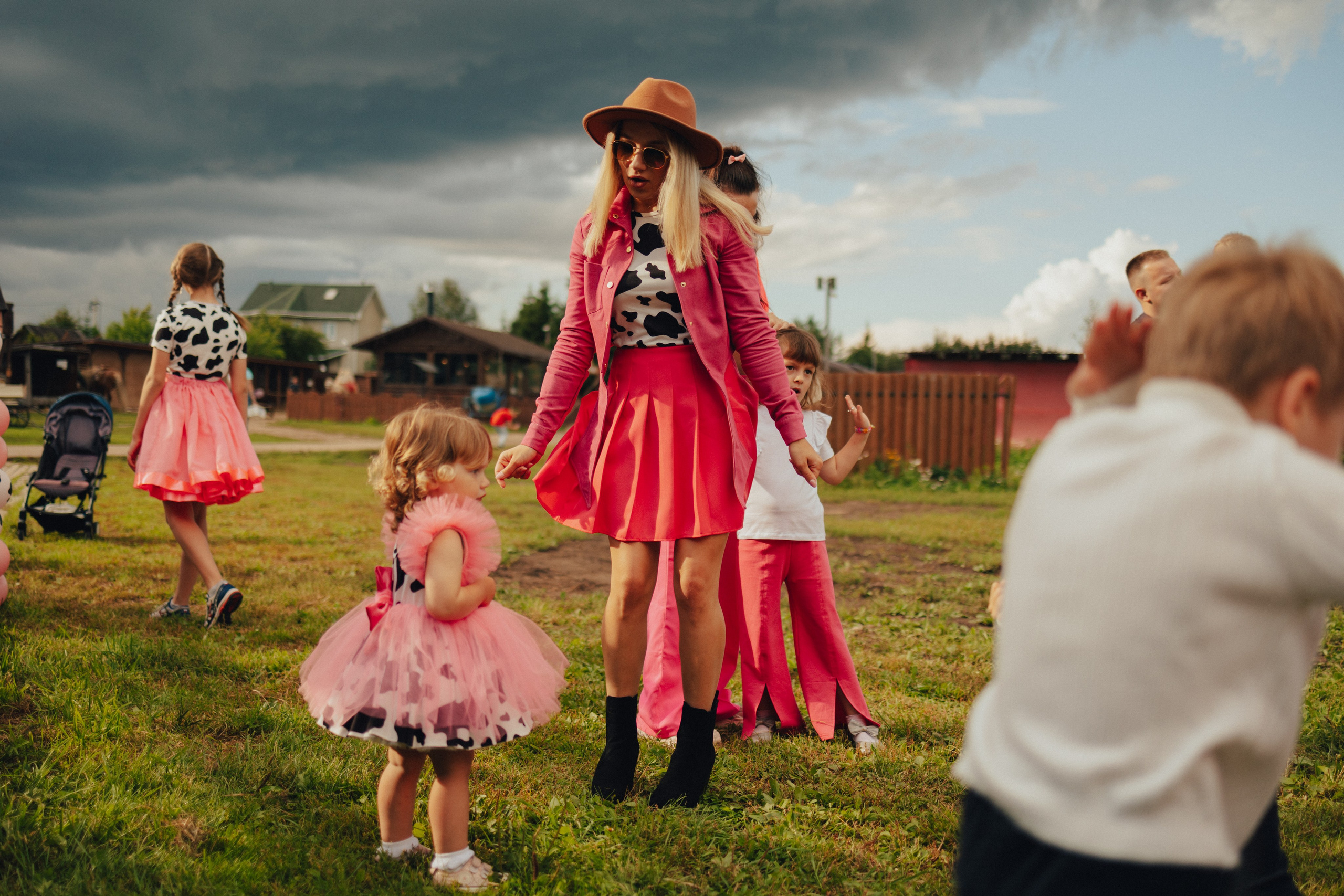 Лера 2 годика. Репортажный и портретный фотограф в Санктпетербурге. Видиосъемка мероприятий в Санкт-Петербурге