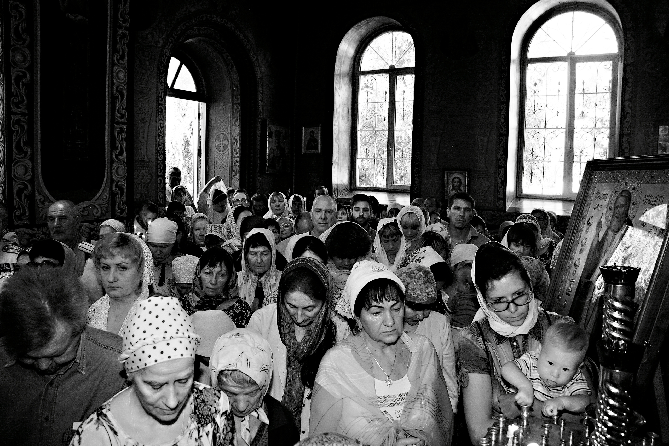 Фотограф Денис Зимин, сьёмка для маркетплейсов в городе Ростове-на-Дон. Выпускные альбомы, фотограф Денис Зимин в городе Ростове-на-Дону