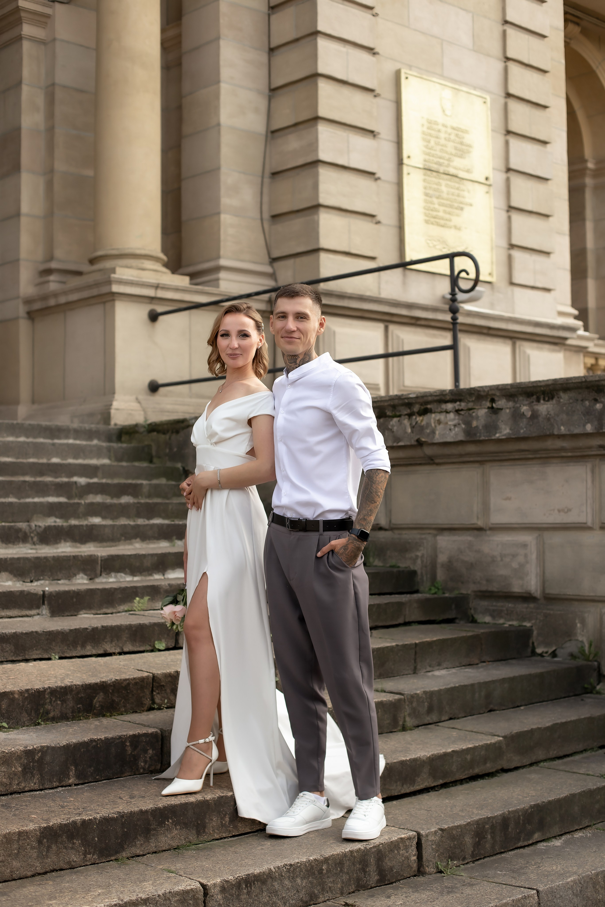 Саша и Вика. Биржевой сквер. Фотограф в Калининграде Решетникова Алина