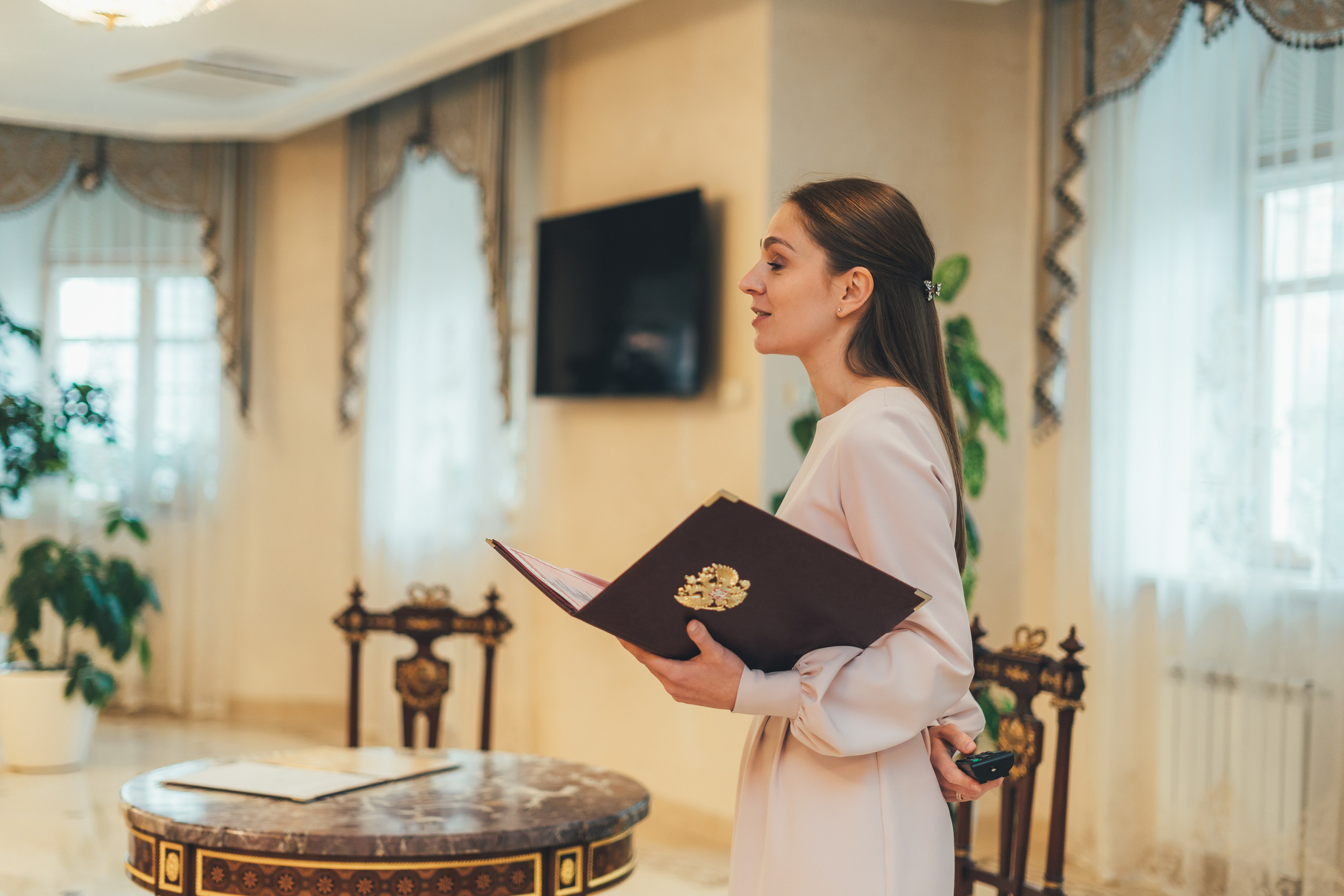 Ирина и Дмитрий, ЗАГС у Матроны Московской. Наталья Дукалова фотограф Щелково Королев Пушкино Москва Балашиха