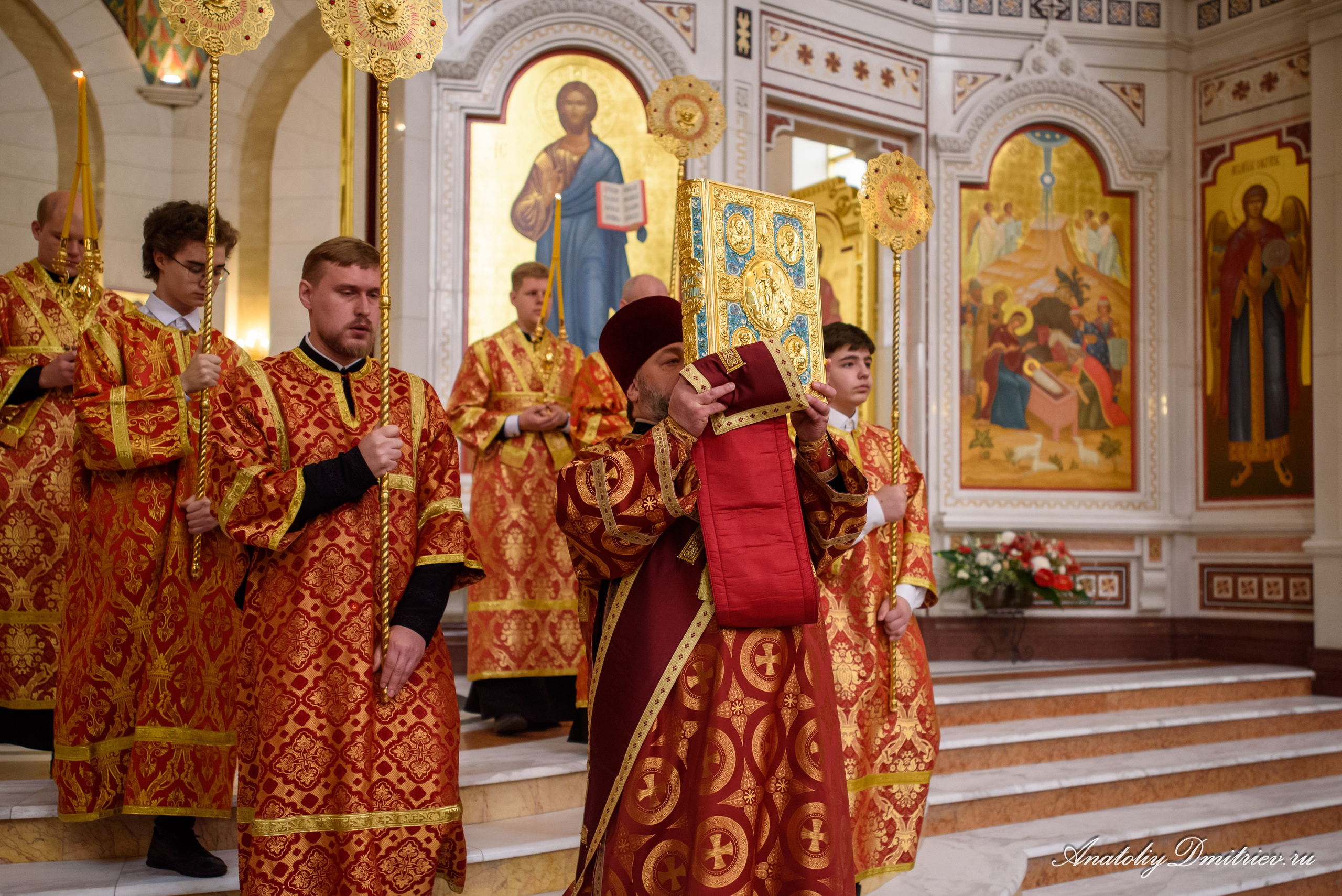 Служба на 40-летие Калининградской епархии. Фотограф  Крещения и Венчания Калининград