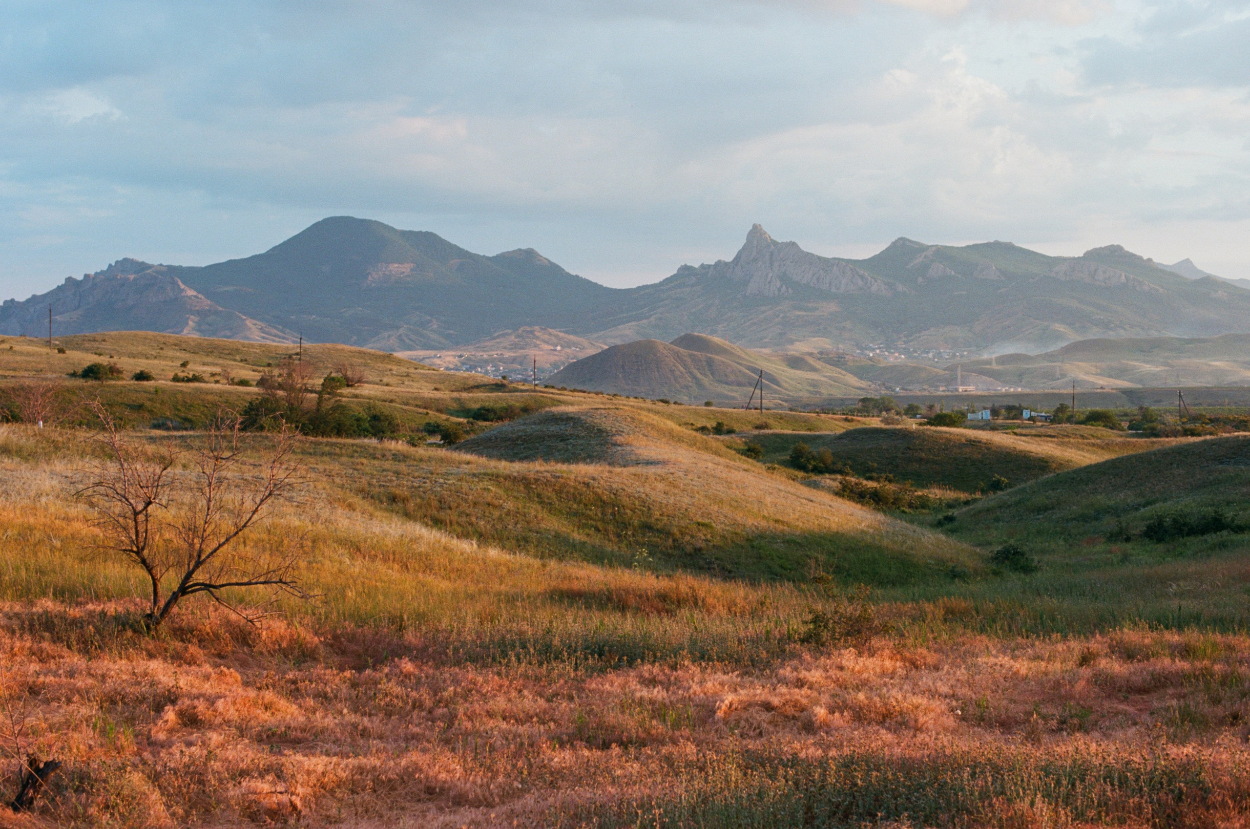 Champagne supernova // ukraine, crimea III. EVER EXPOSED