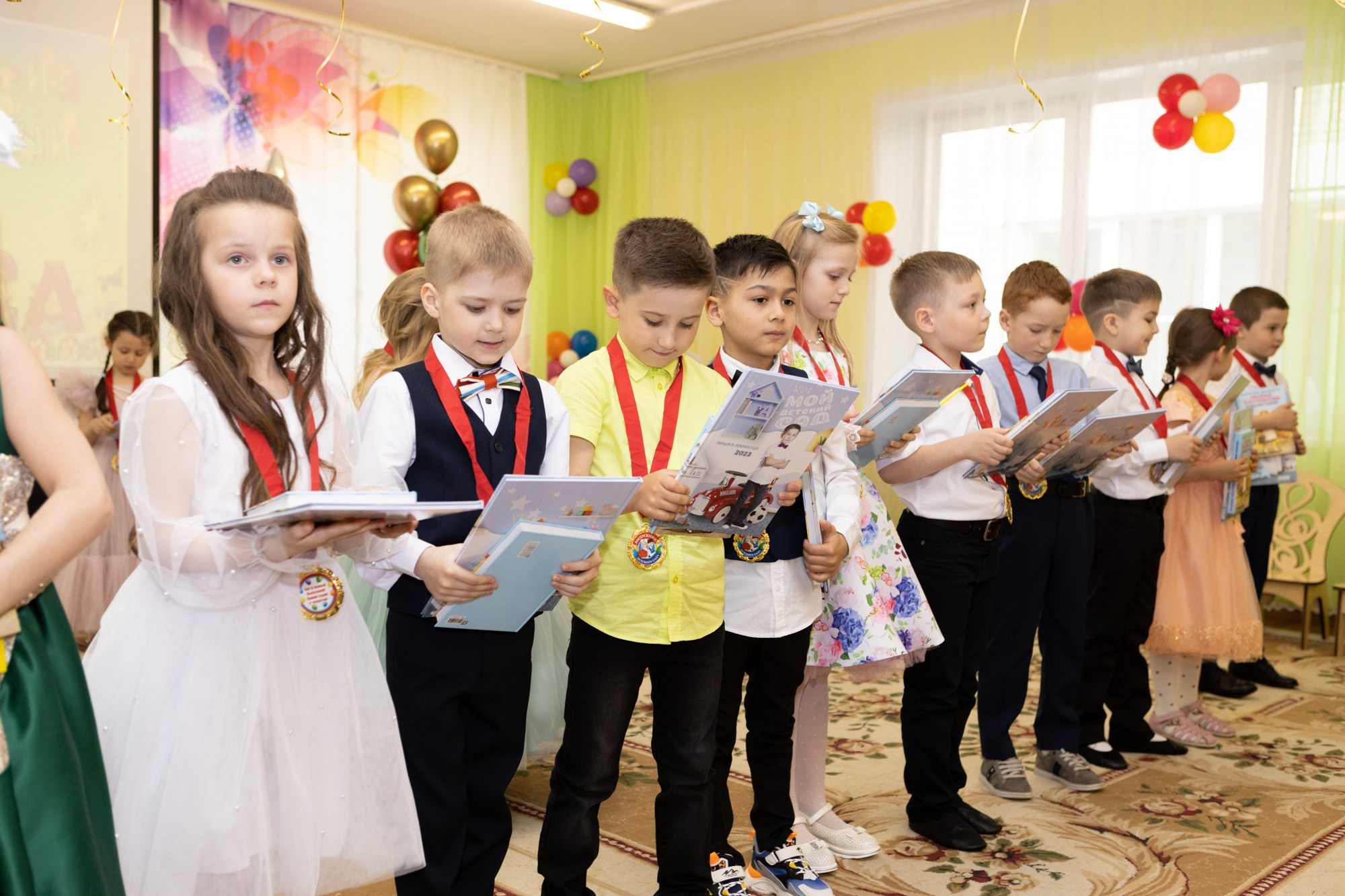 Детский сад выпускной альбом в Ростове-на-Дону