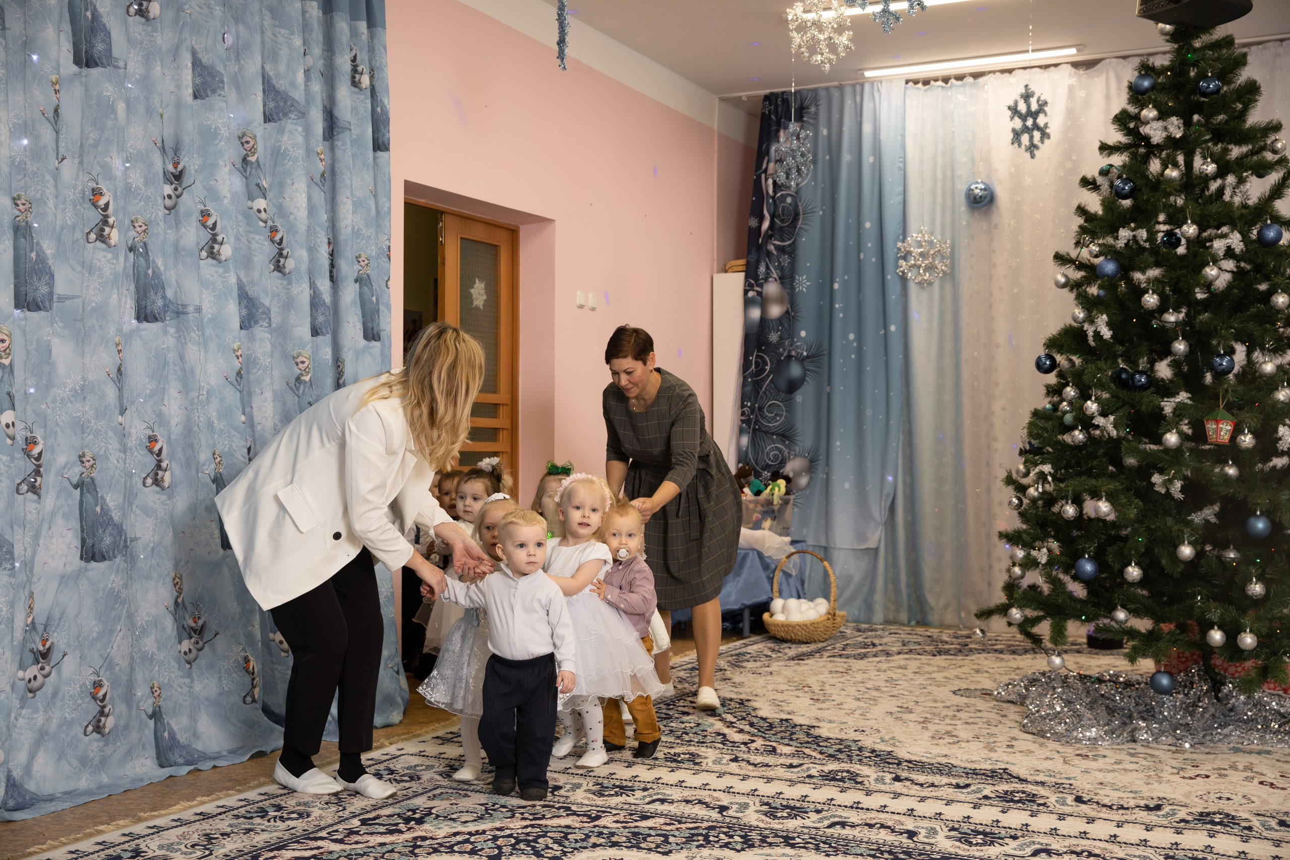 Новогодний утренник Успех. Фотограф в Железнодорожном и Балашихе