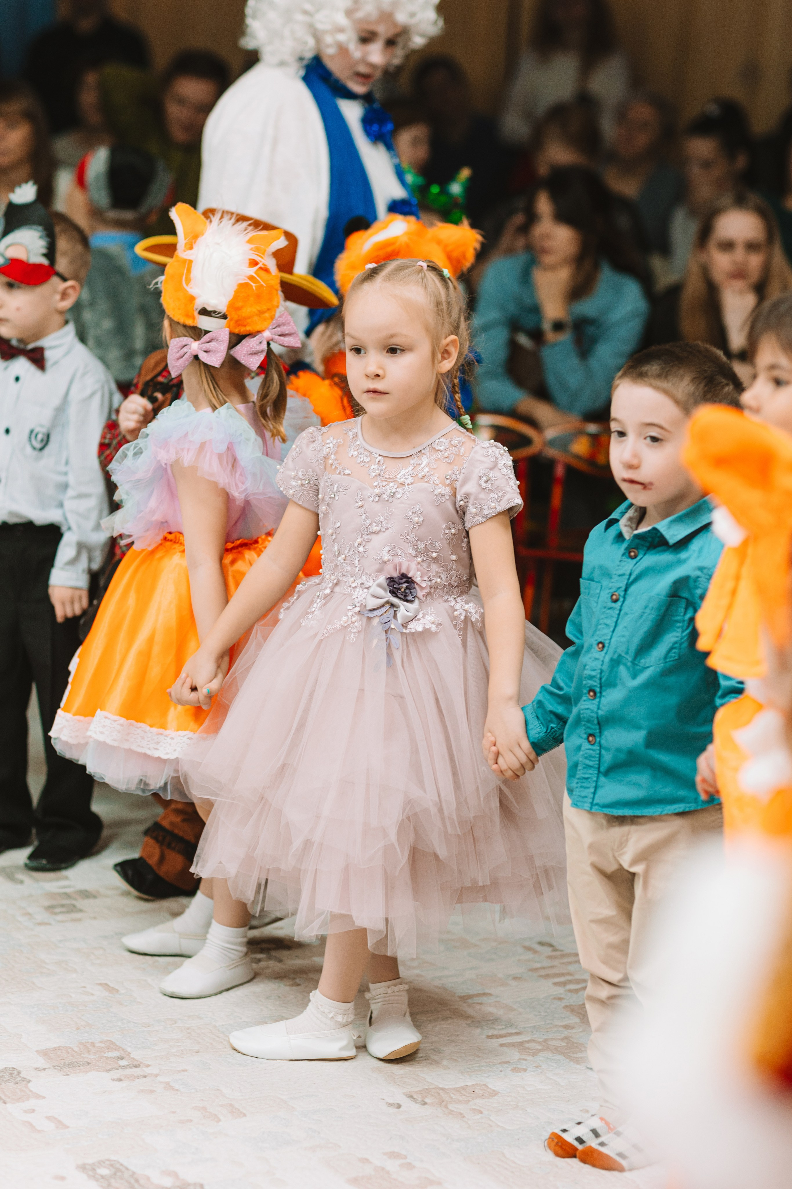 Утренник+портреты. Семейный фотограф Тюмень, фотограф на роды Салмина Мария